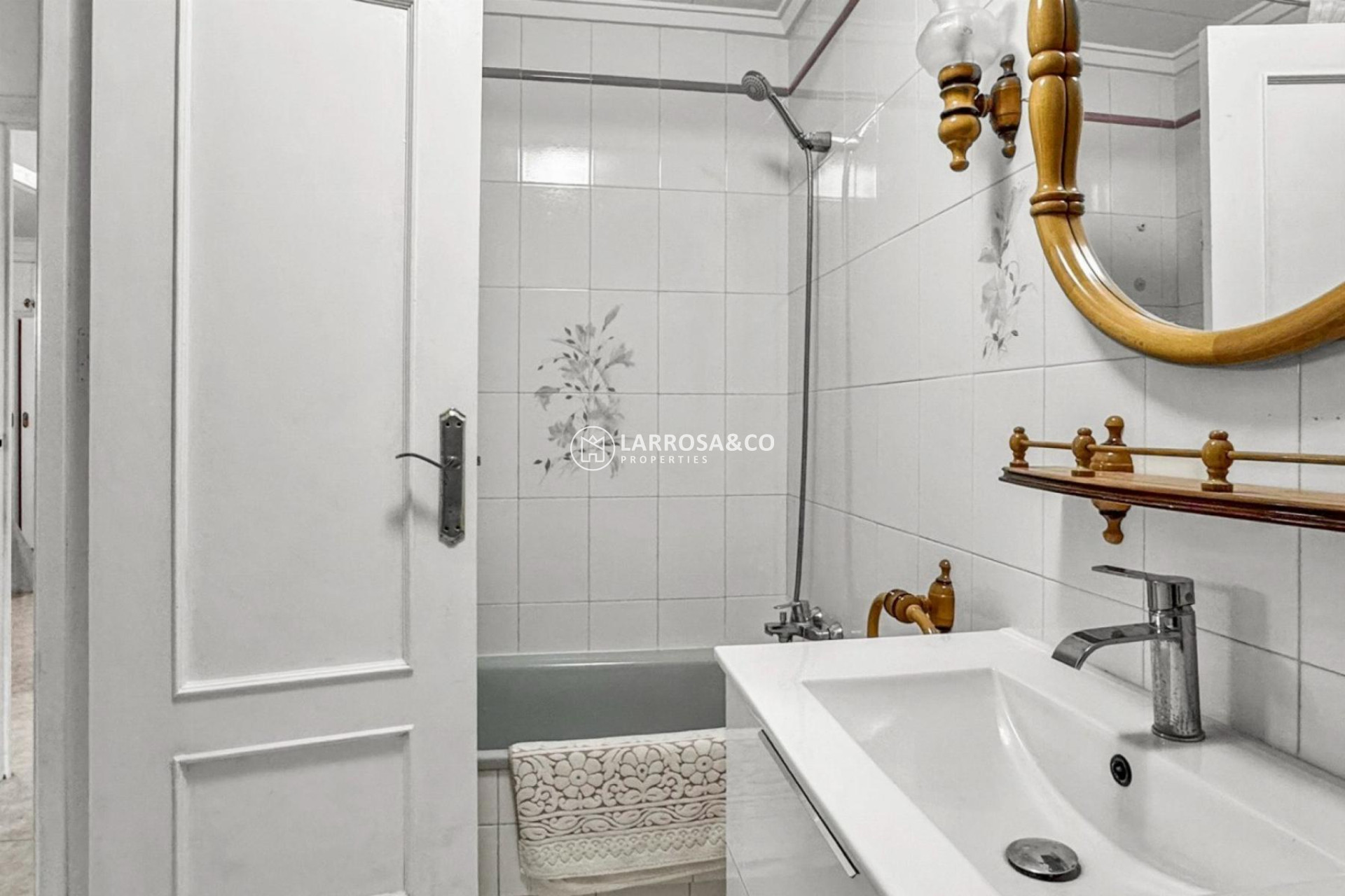 Resale - Apartment - Torrevieja - Los Locos Beach