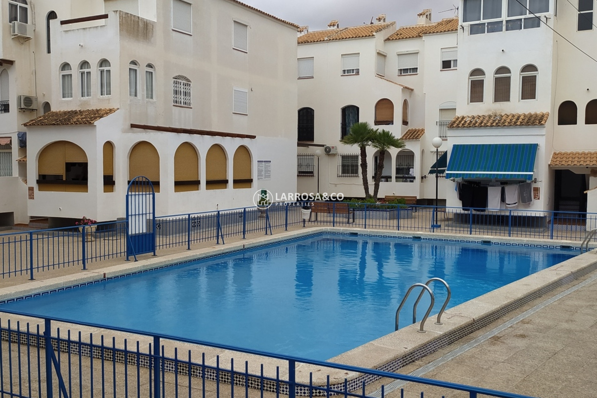 Resale - Apartment - Torrevieja - LOS NAUFRAGOS PLAYA
