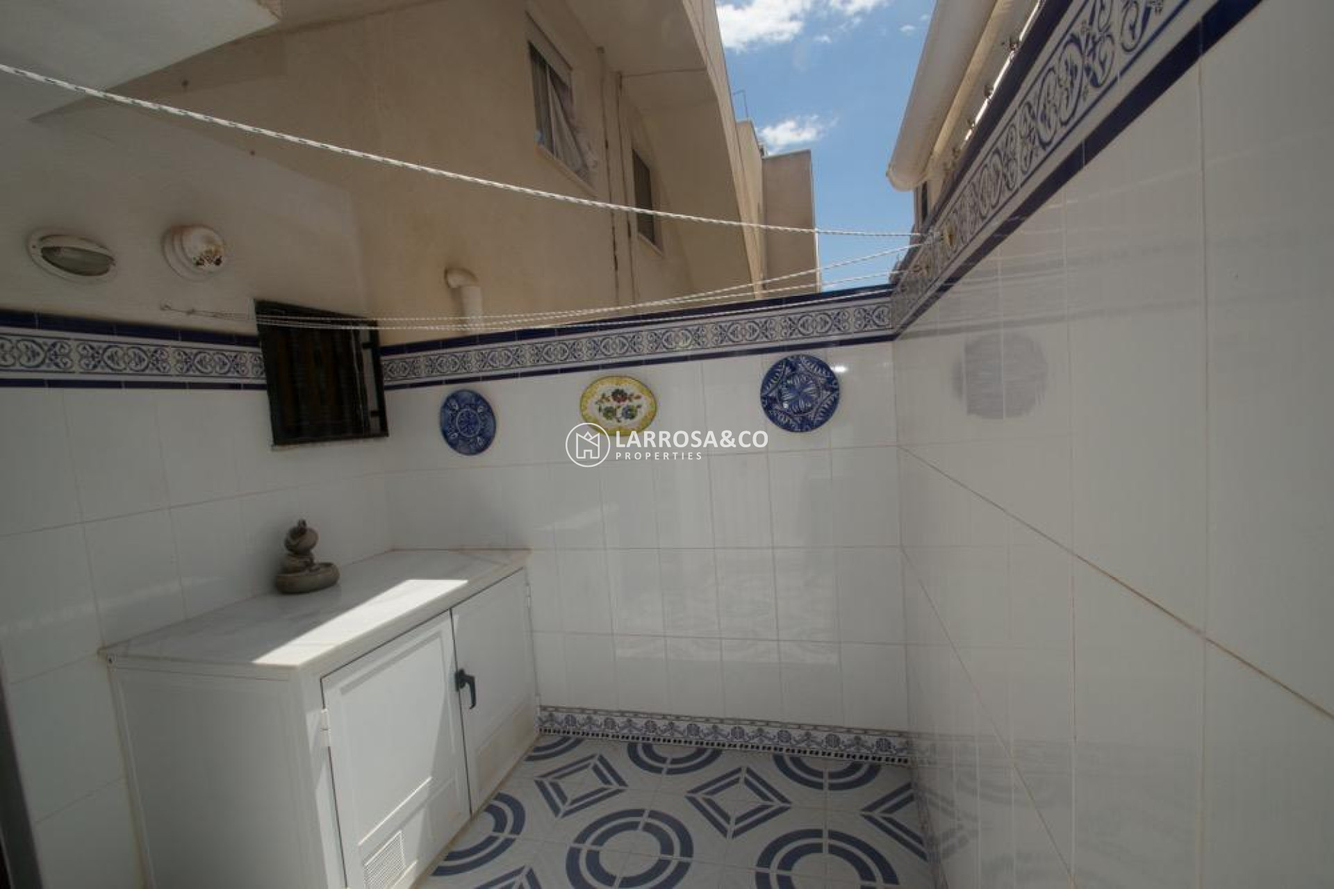 Resale - Apartment - Torrevieja - Mar azul