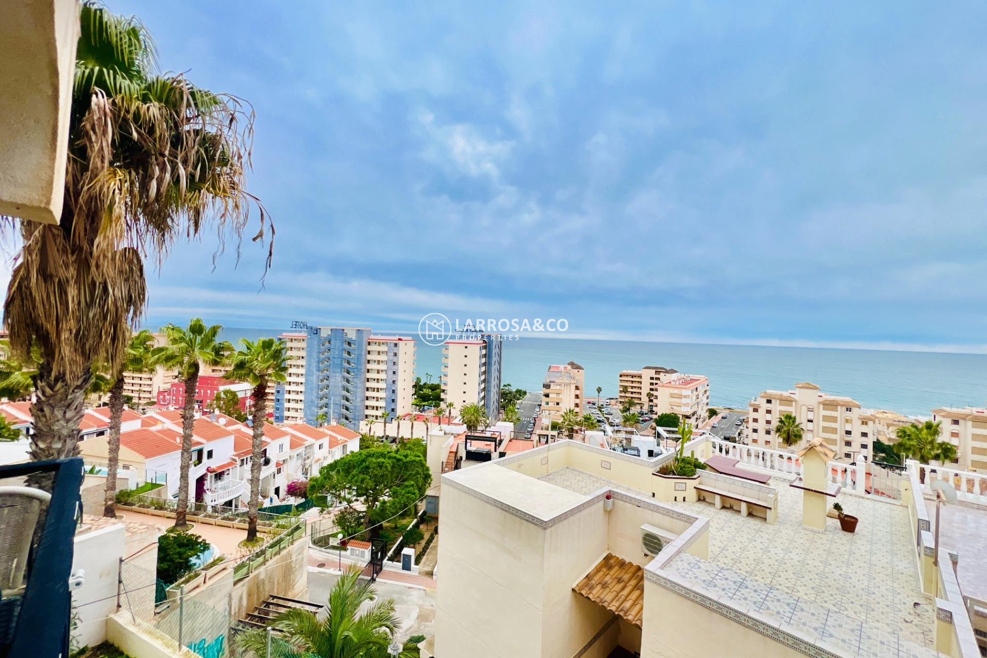 Resale - Apartment - Torrevieja - Miramar - Torre del Moro