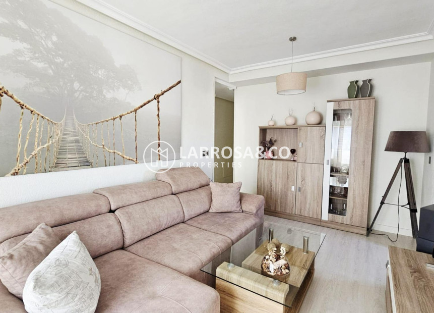 Resale - Apartment - Torrevieja - Nueva Torrevieja