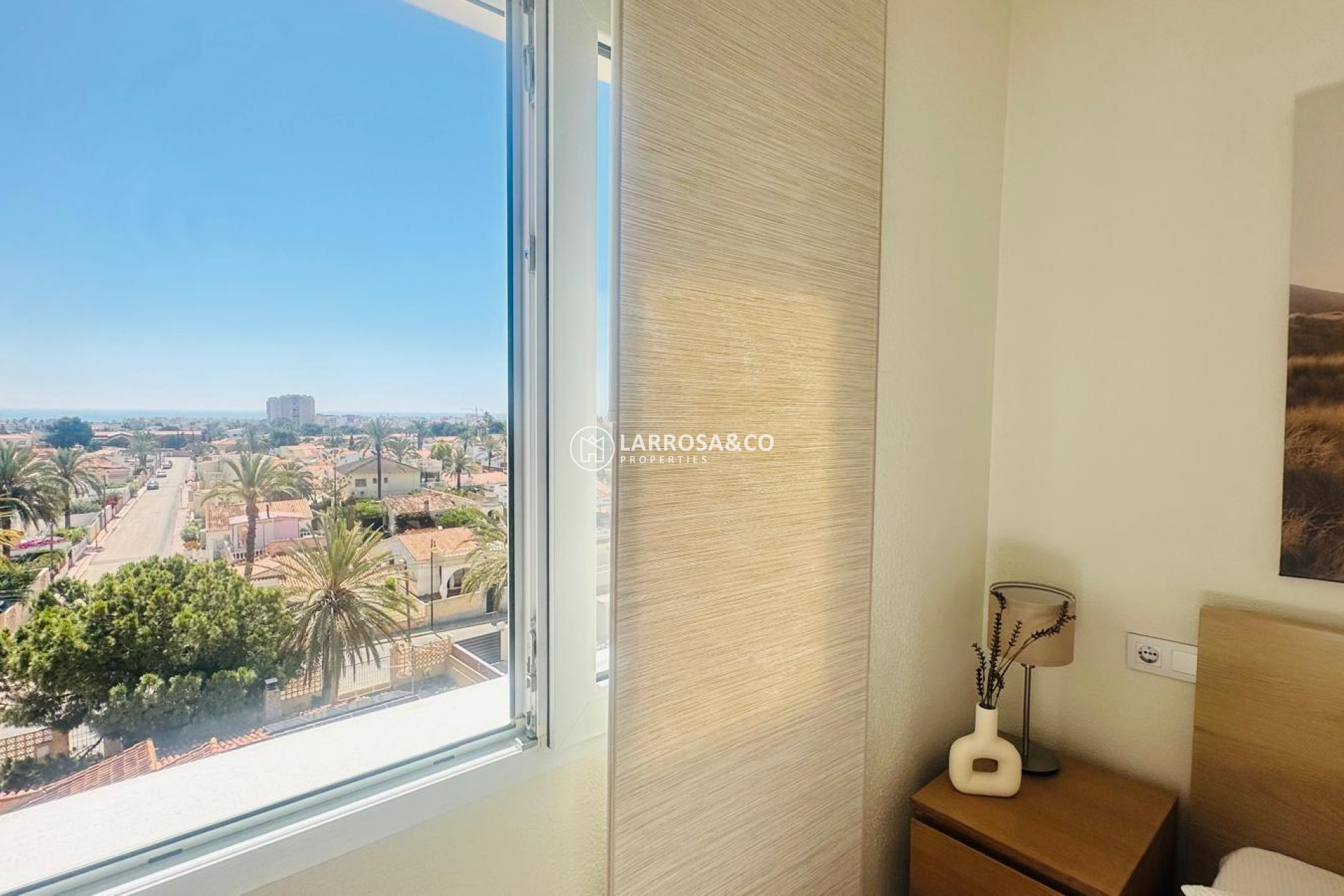 Resale - Apartment - Torrevieja - Nueva Torrevieja