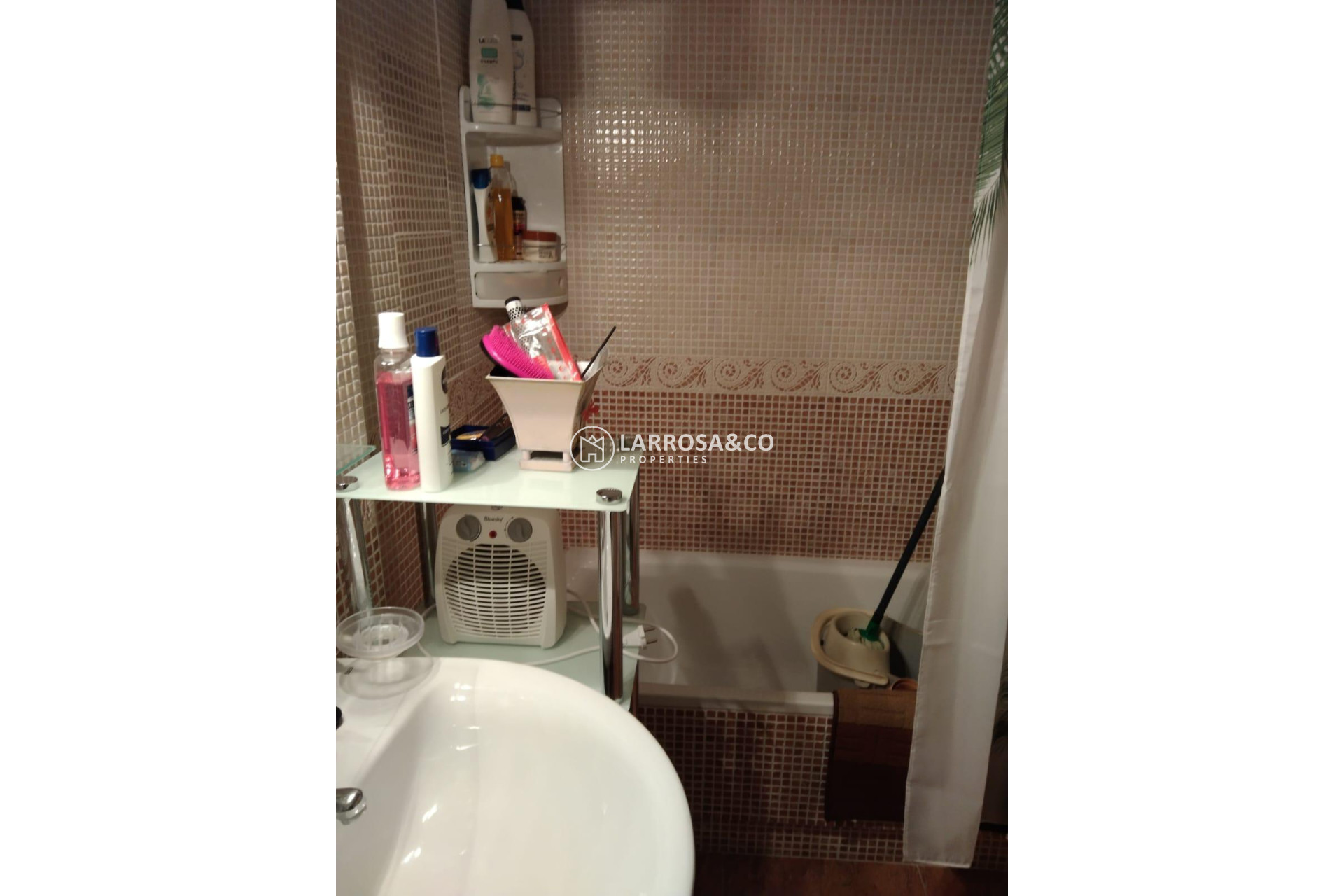 Resale - Apartment - Torrevieja - Parque Acuático - Sector 25