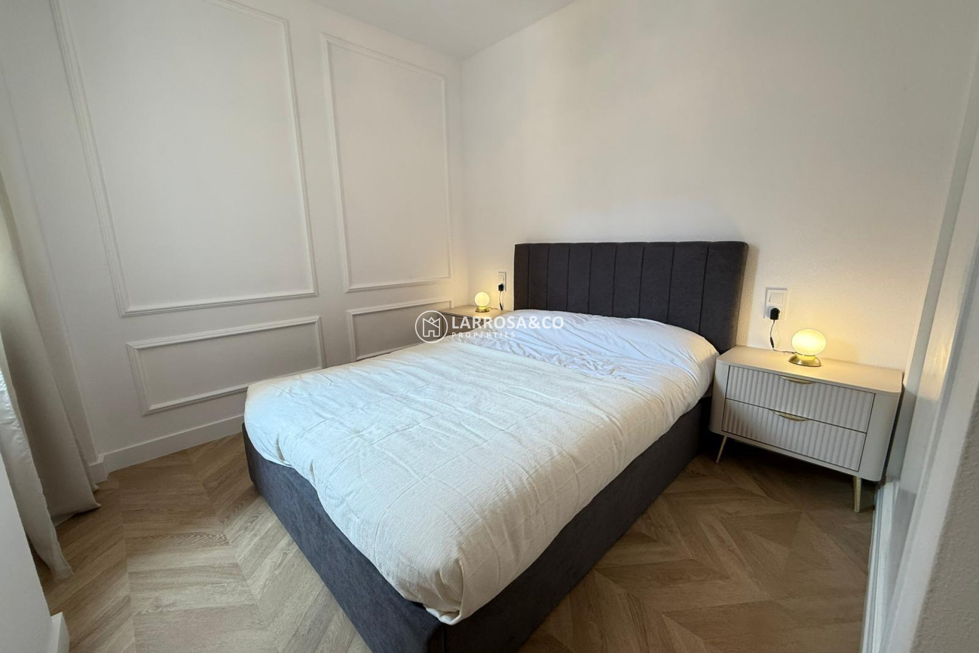 Resale - Apartment - Torrevieja - Parque de las Naciones