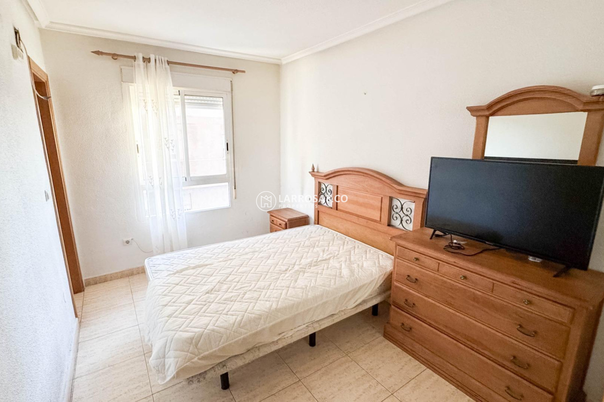 Resale - Apartment - Torrevieja - Parque de las Naciones