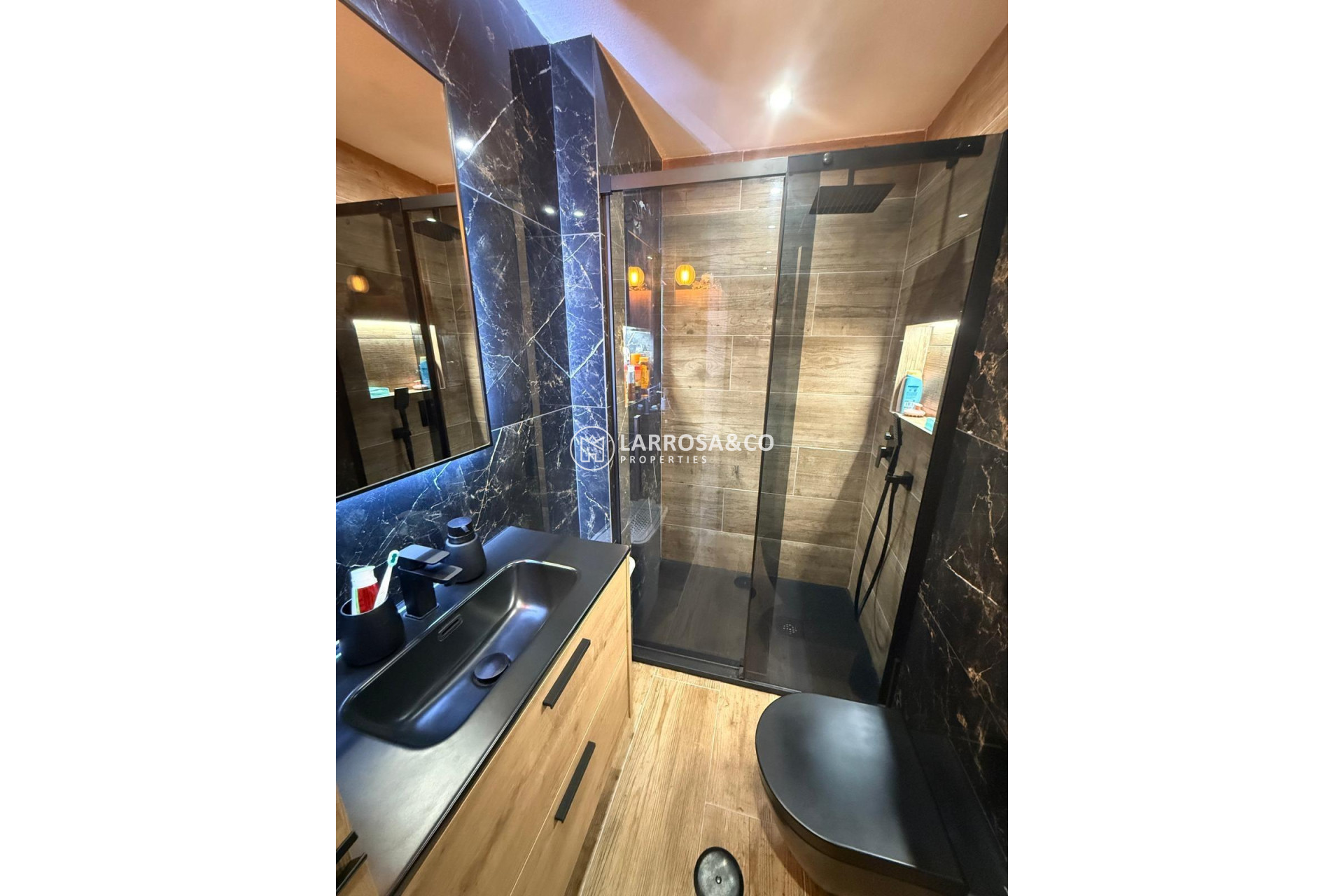 Resale - Apartment - Torrevieja - Parque de las Naciones