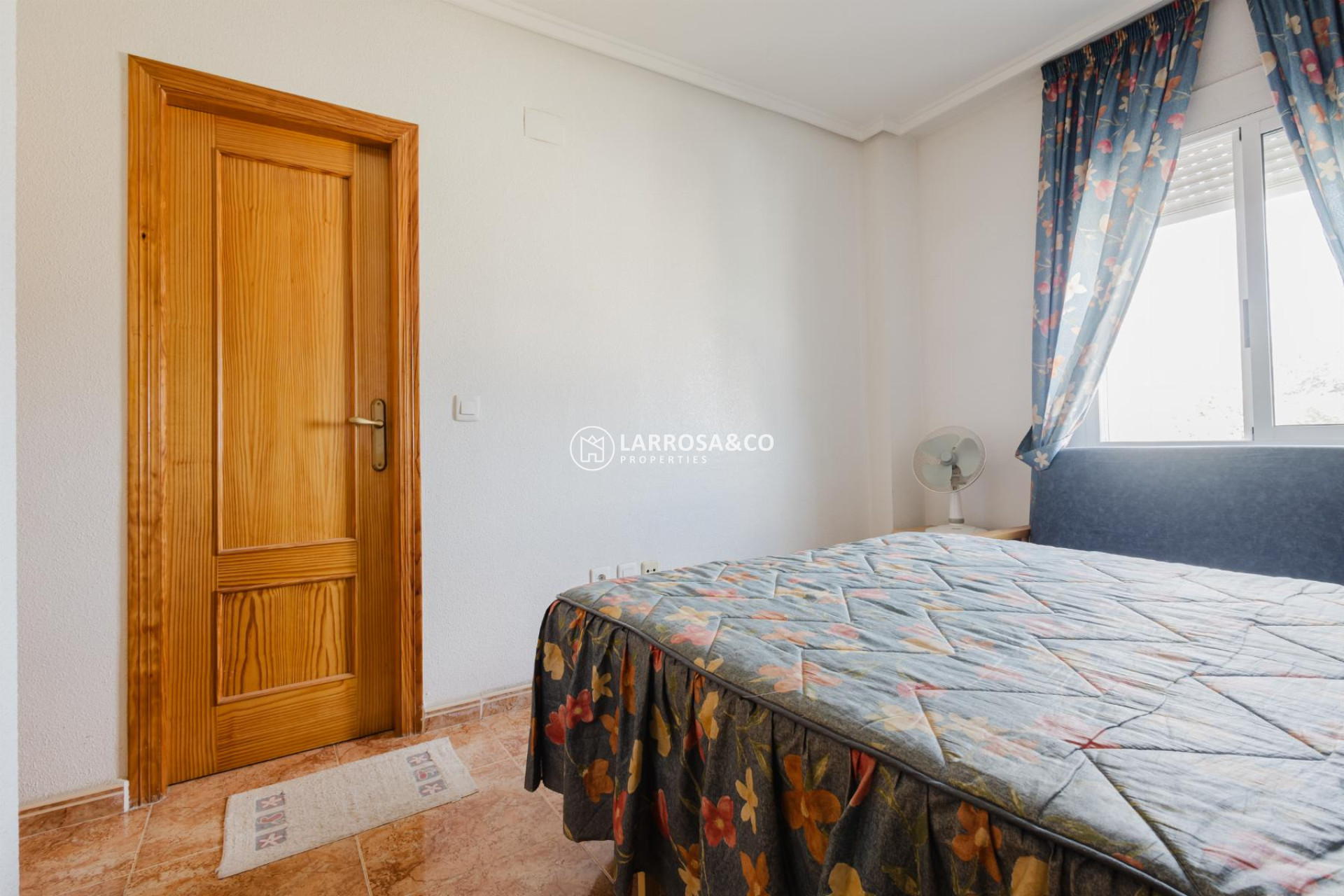 Resale - Apartment - Torrevieja - Parque de las Naciones