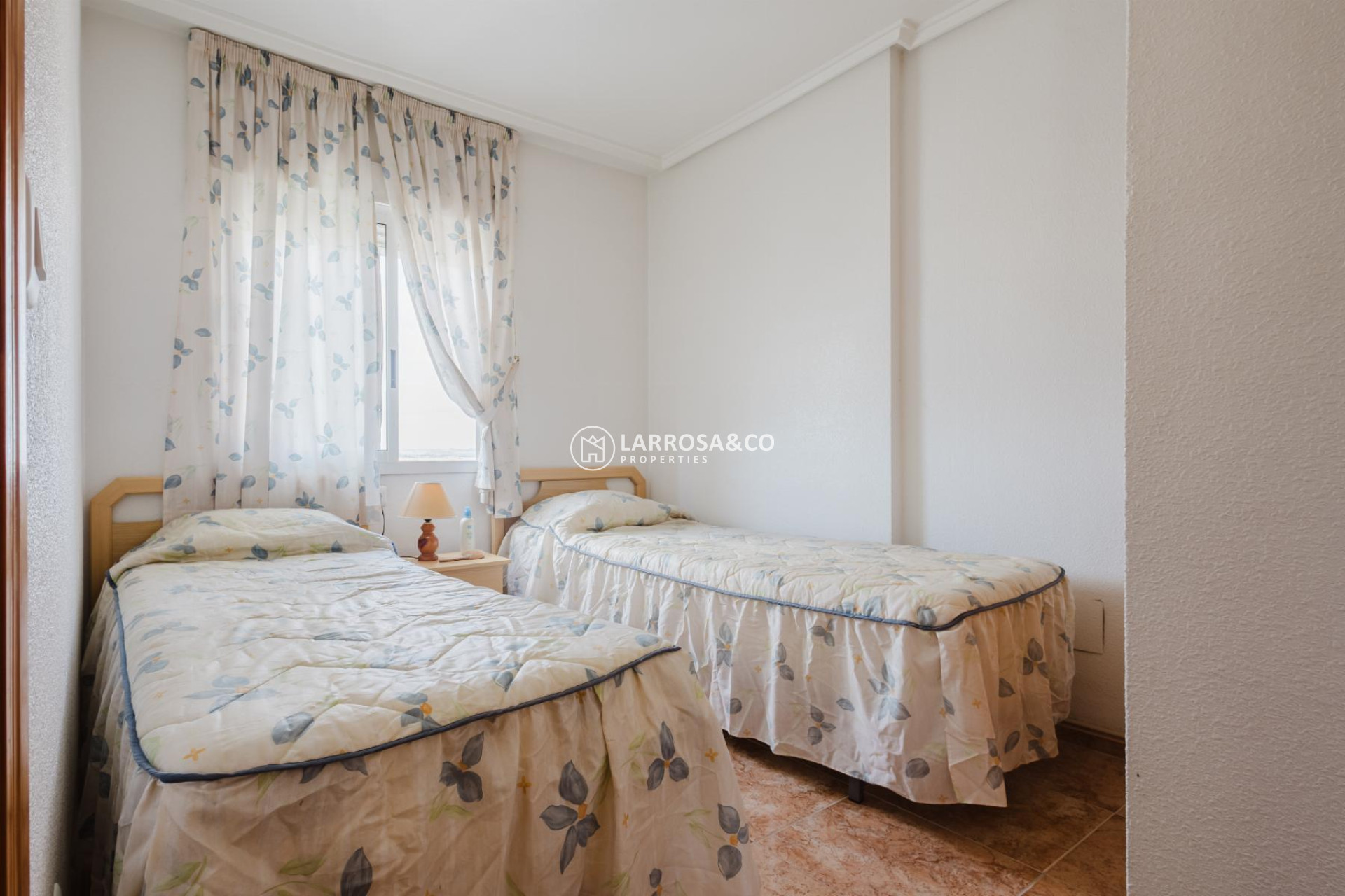 Resale - Apartment - Torrevieja - Parque de las Naciones