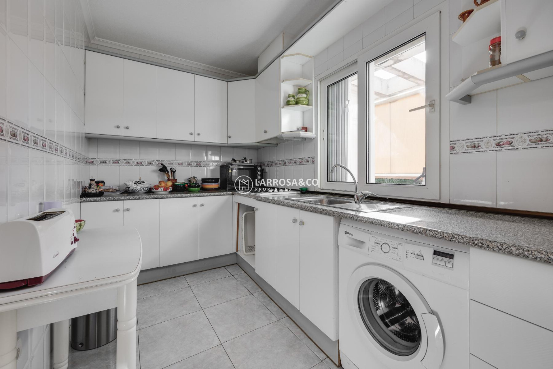 Resale - Apartment - Torrevieja - Parque de las Naciones