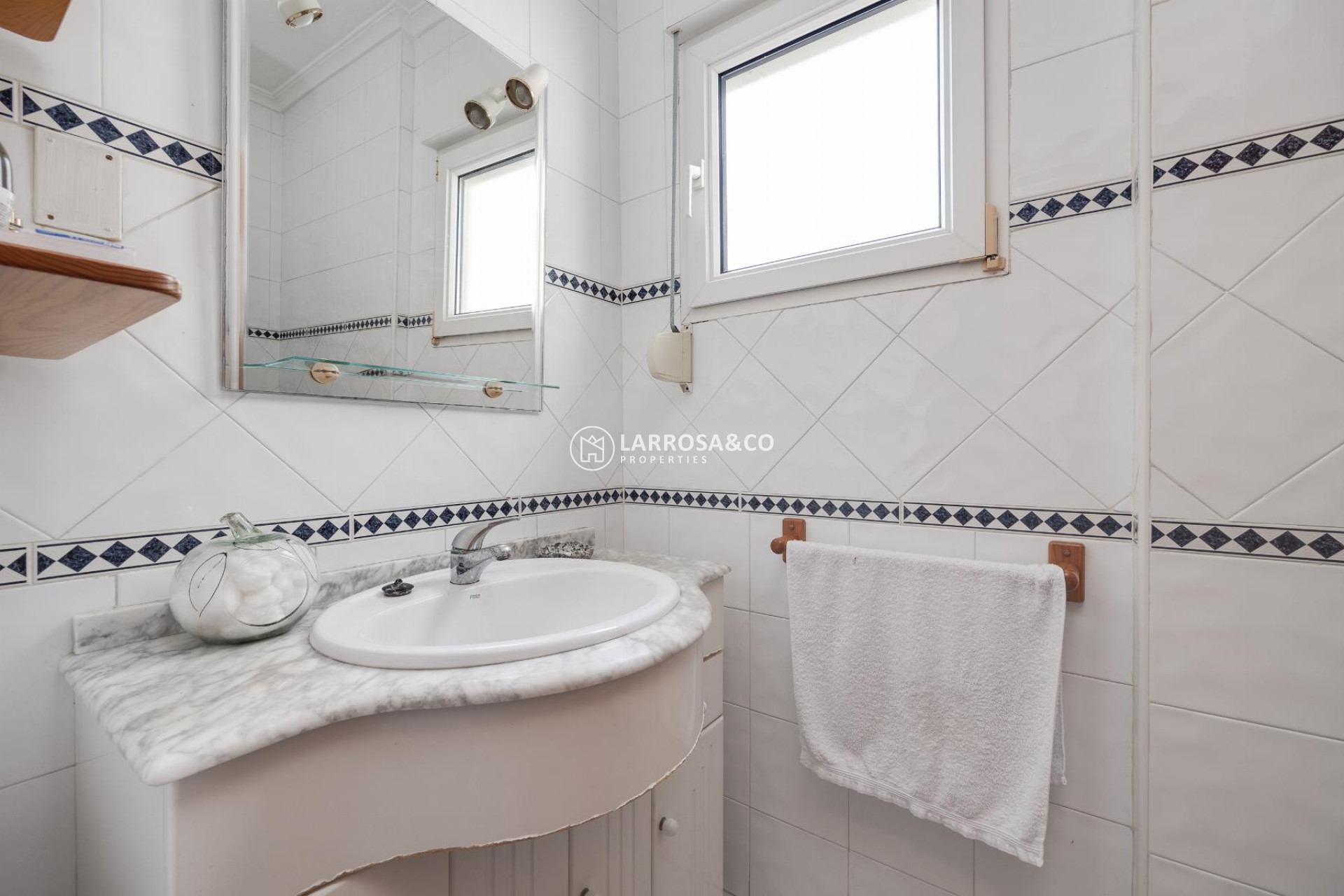Resale - Apartment - Torrevieja - Parque de las Naciones