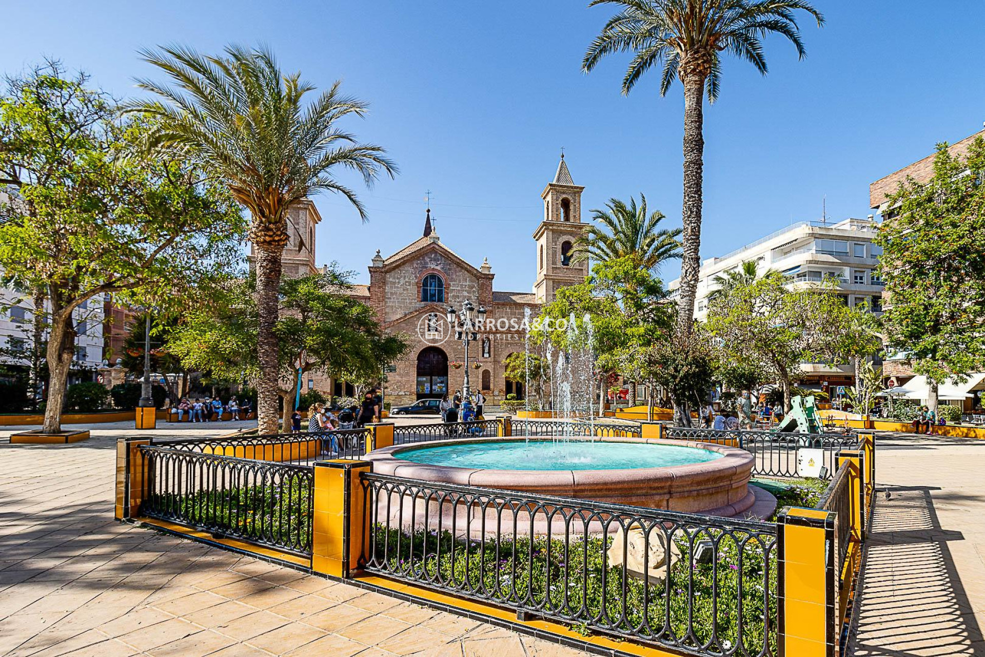 Resale - Apartment - Torrevieja - Parque de las Naciones