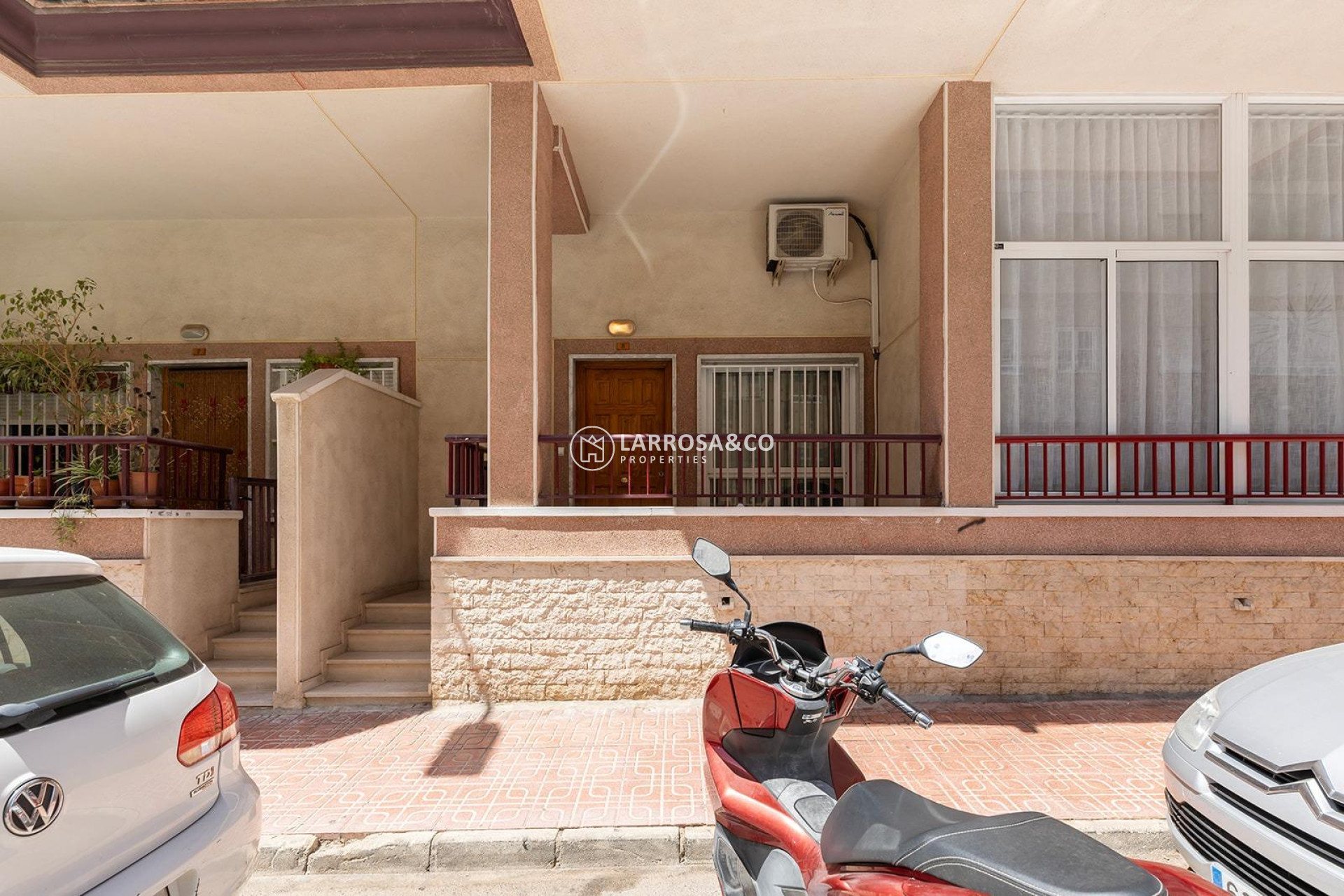 Resale - Apartment - Torrevieja - Parque las naciones