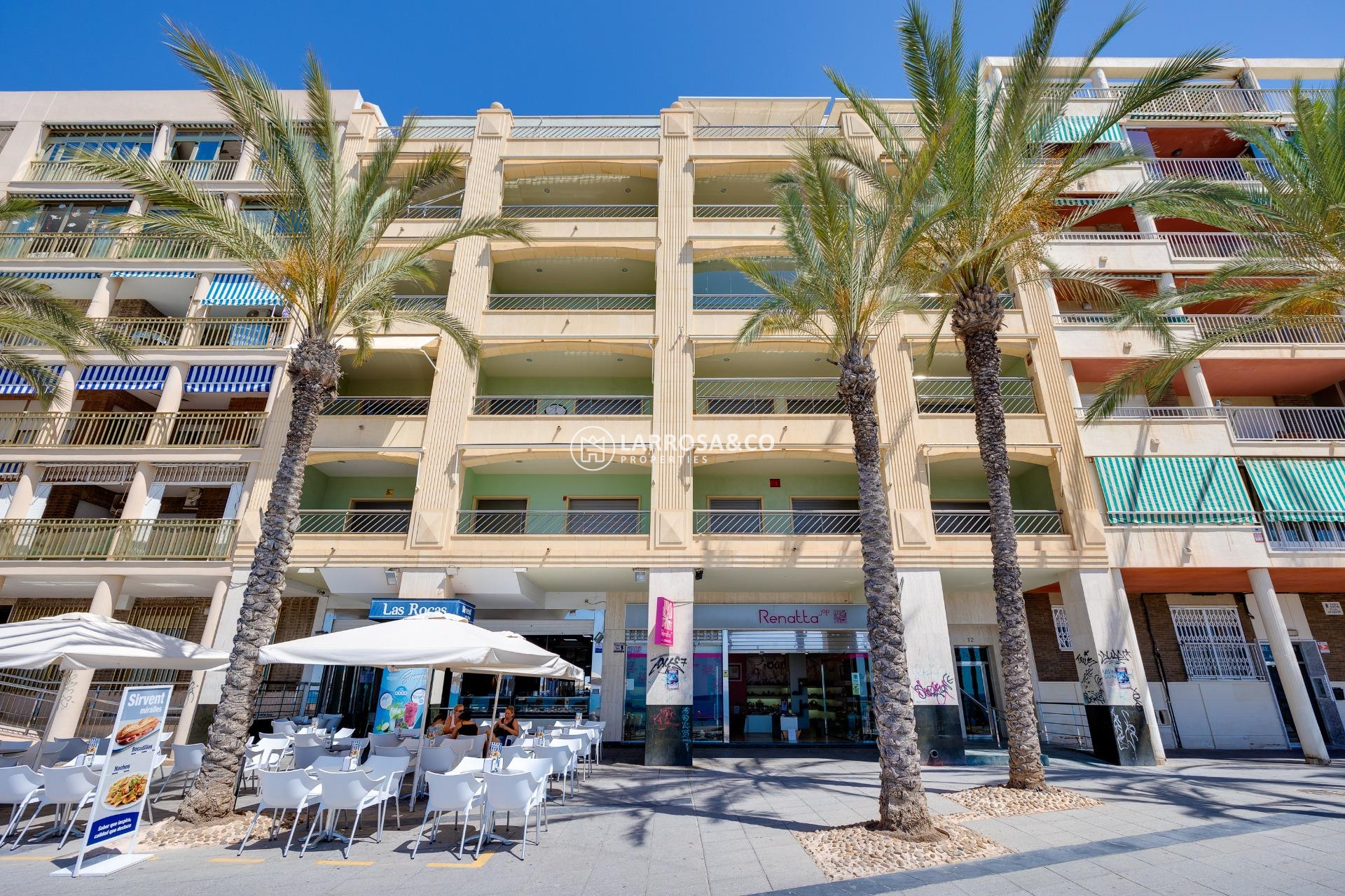 Resale - Apartment - Torrevieja - Paseo maritimo
