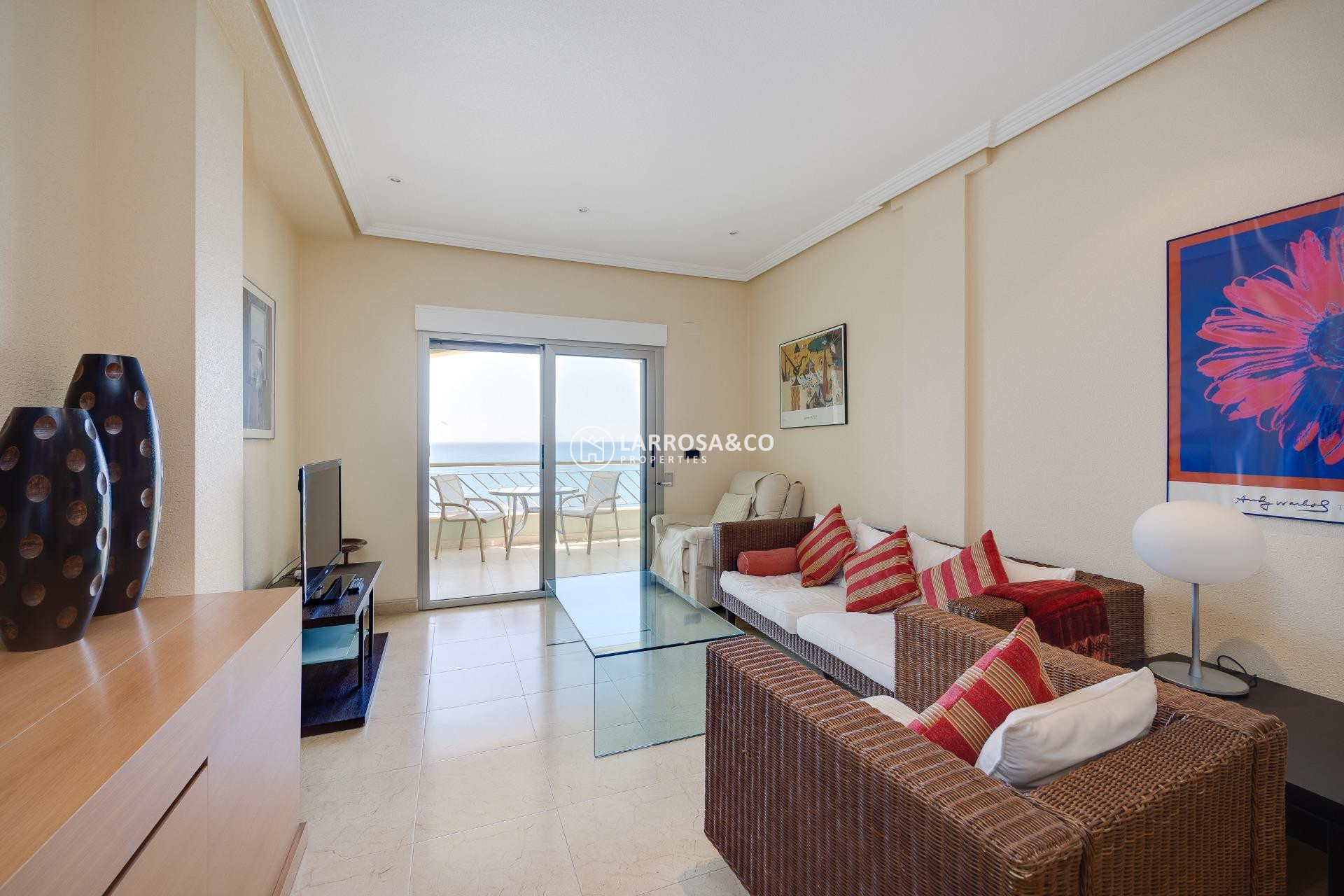 Resale - Apartment - Torrevieja - Paseo maritimo