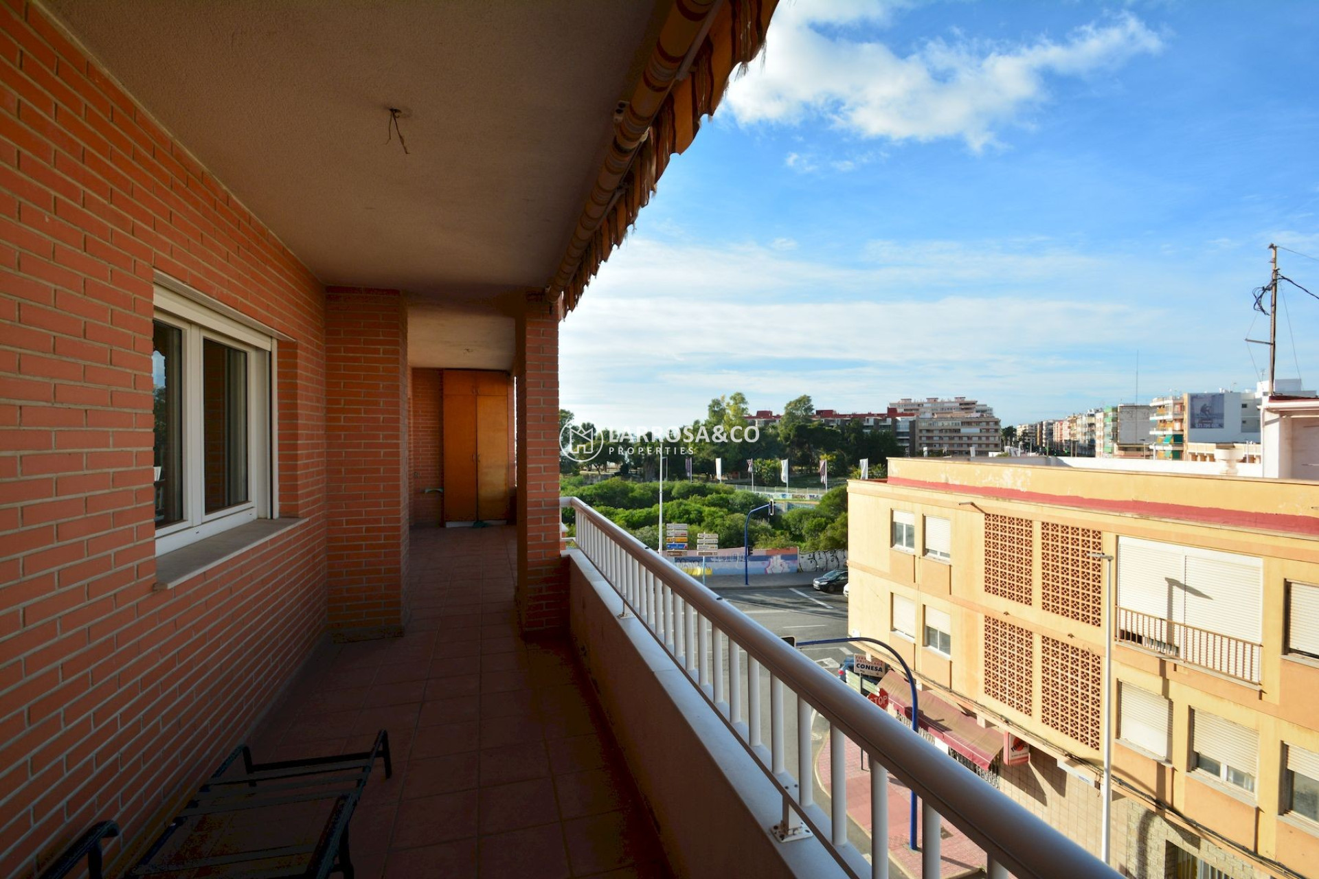 Resale - Apartment - Torrevieja - Playa Acequion