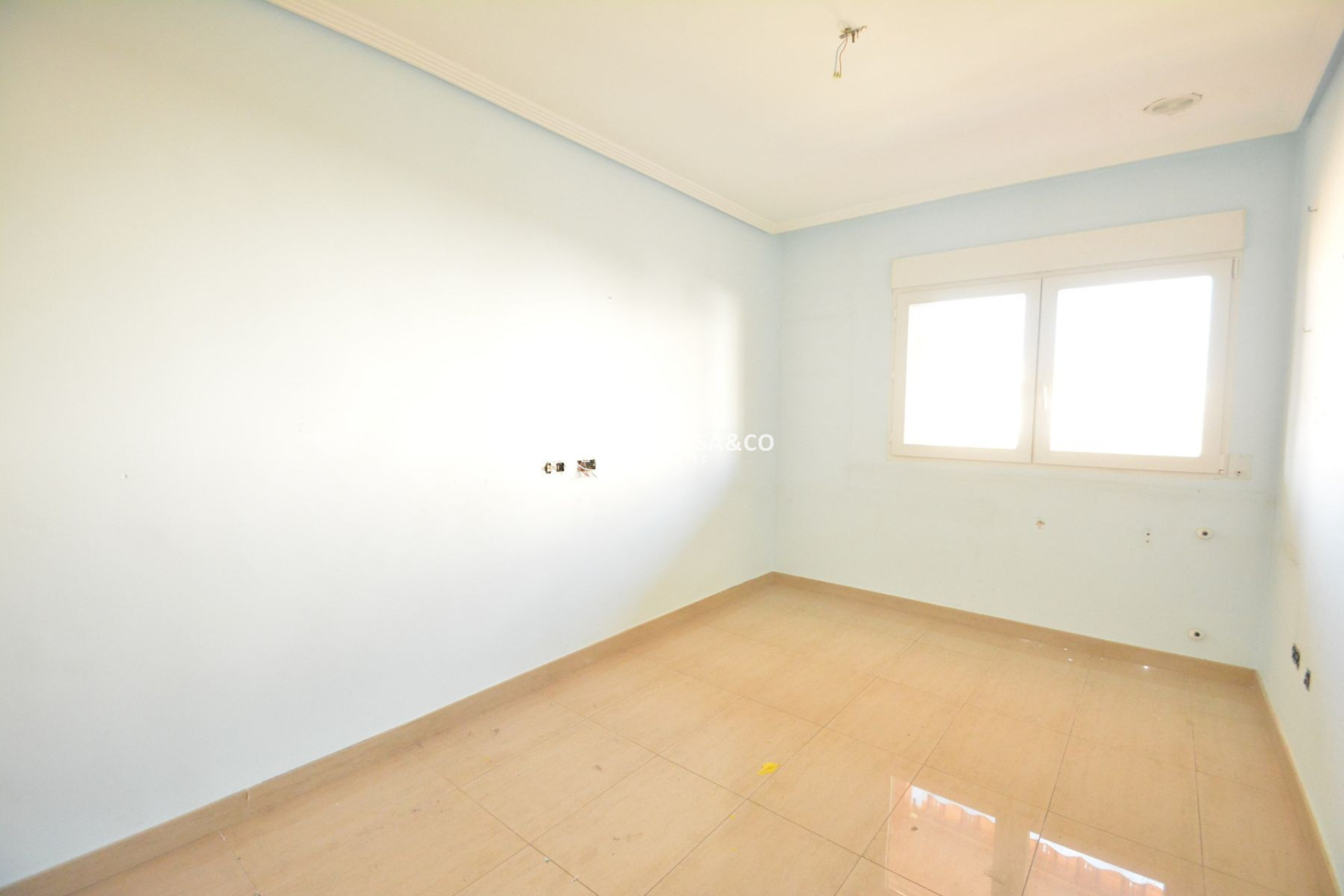 Resale - Apartment - Torrevieja - Playa Acequion