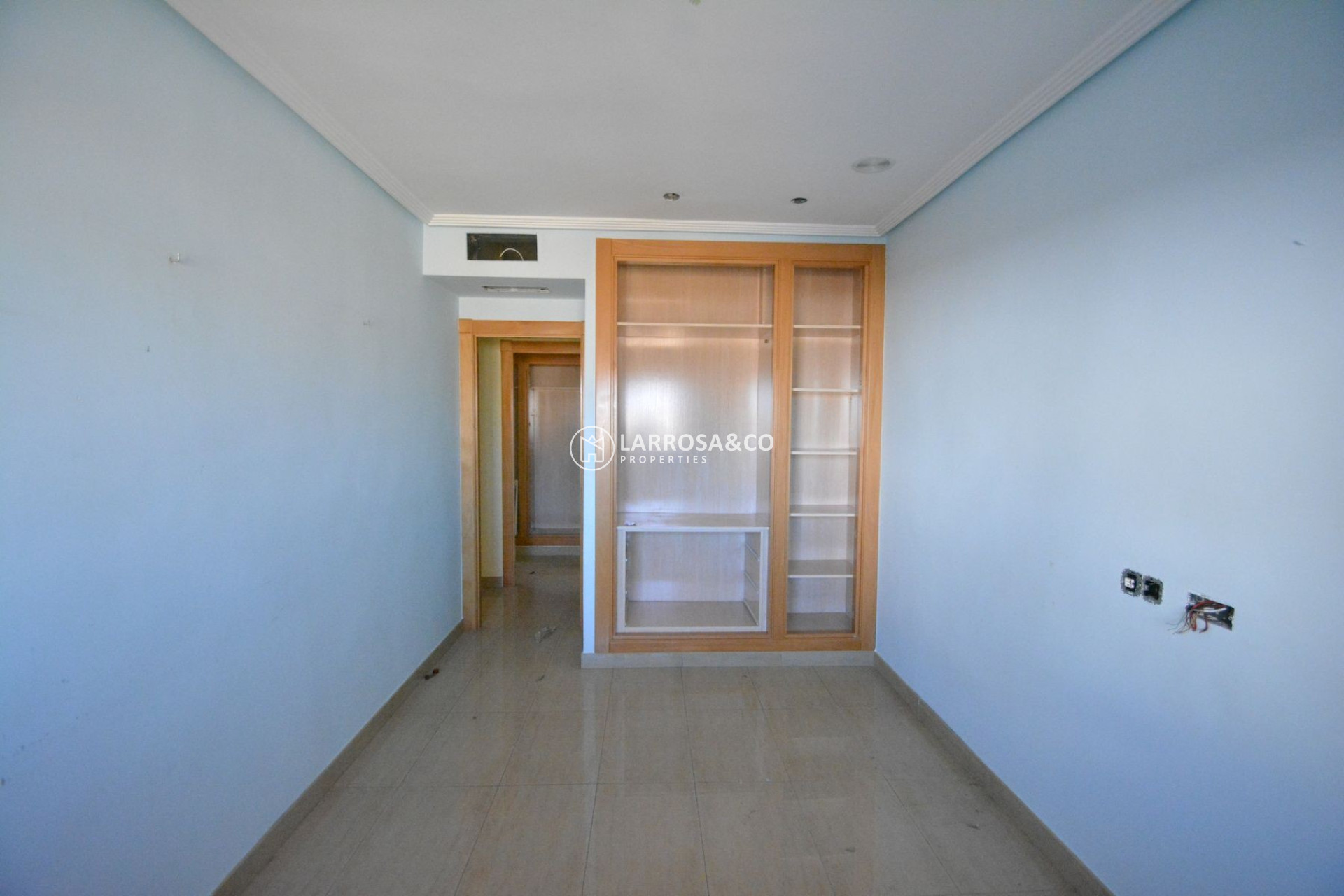 Resale - Apartment - Torrevieja - Playa Acequion