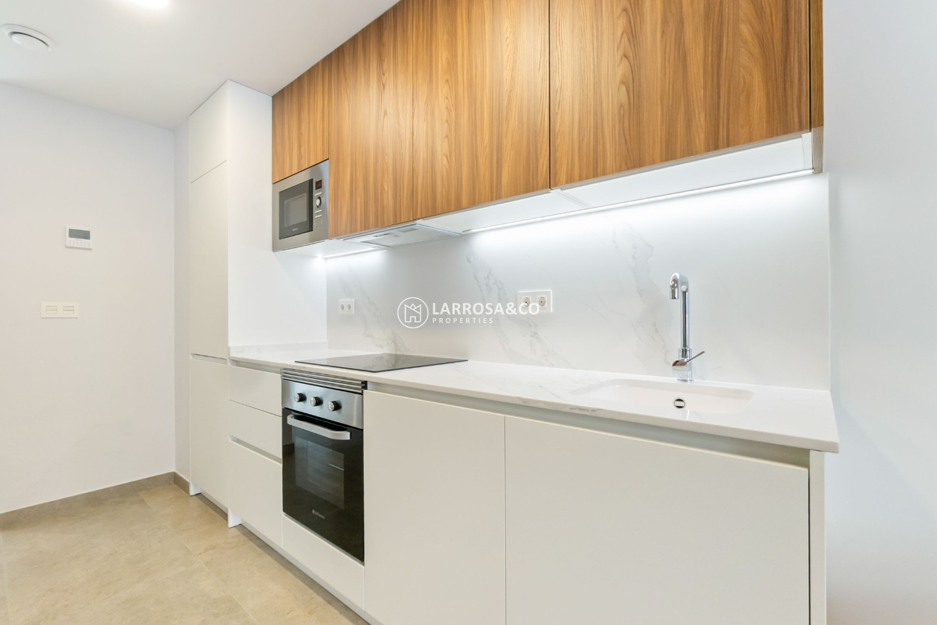 Resale - Apartment - Torrevieja - Playa de El Cura