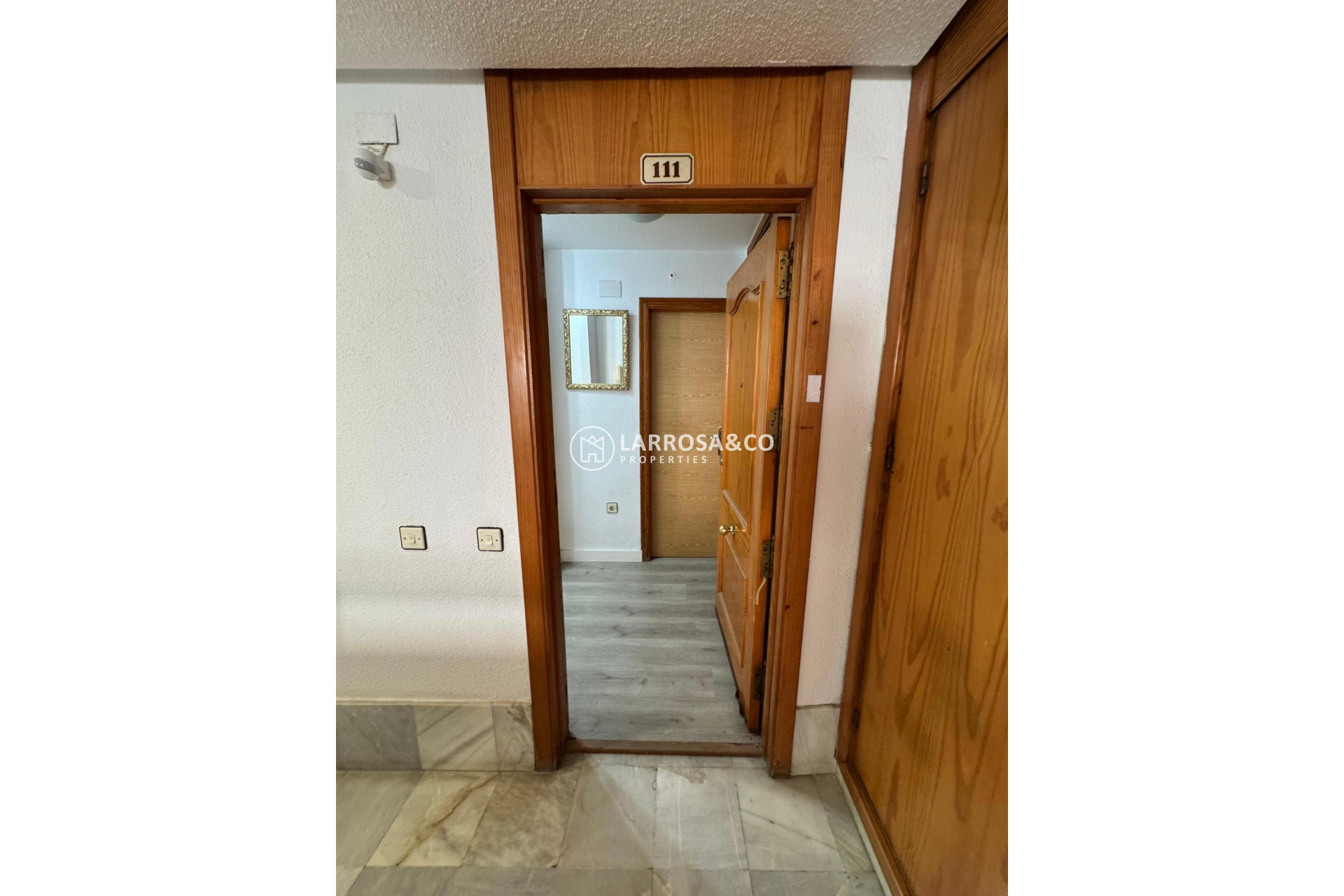 Resale - Apartment - Torrevieja - Playa de Los Locos-Curva del Palangre