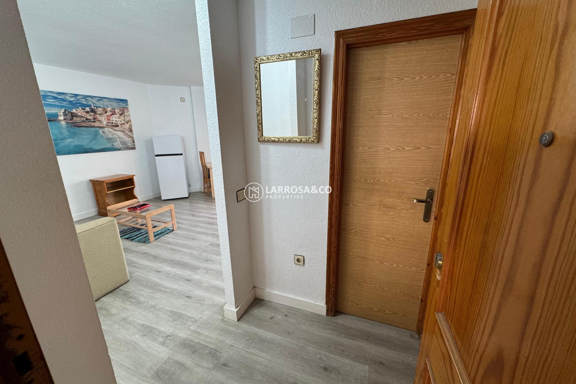 Resale - Apartment - Torrevieja - Playa de Los Locos-Curva del Palangre