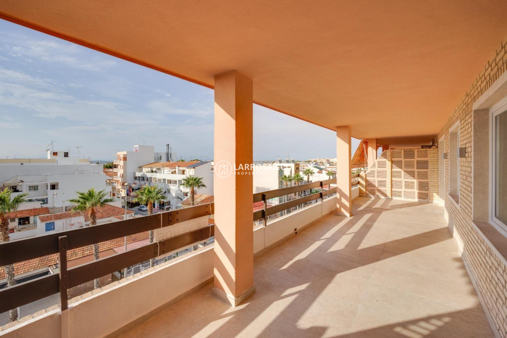 Resale - Apartment - Torrevieja - Playa de los Naufragos