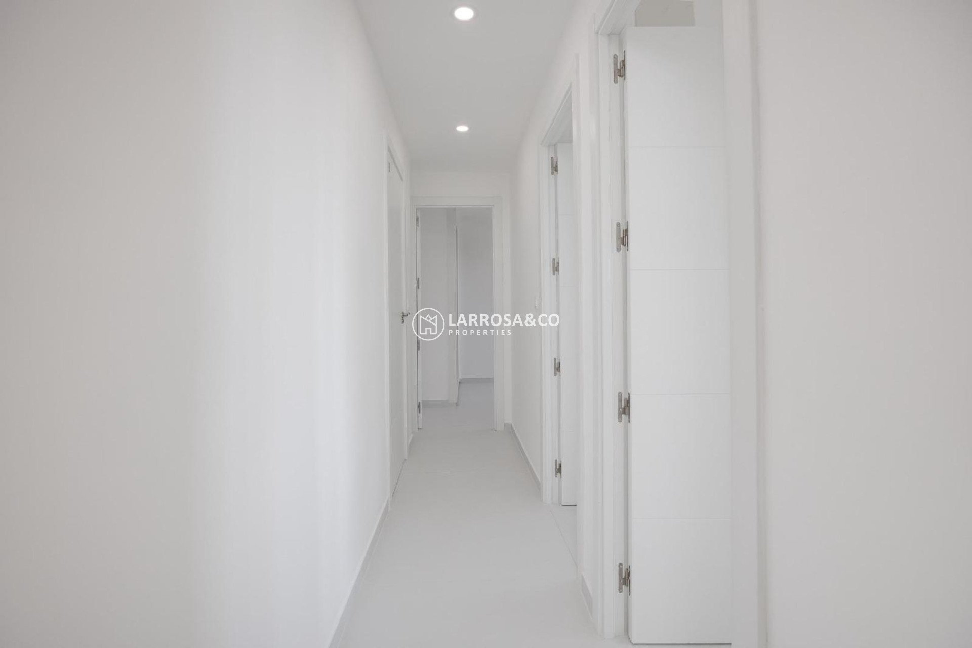 Resale - Apartment - Torrevieja - Playa de los Naufragos