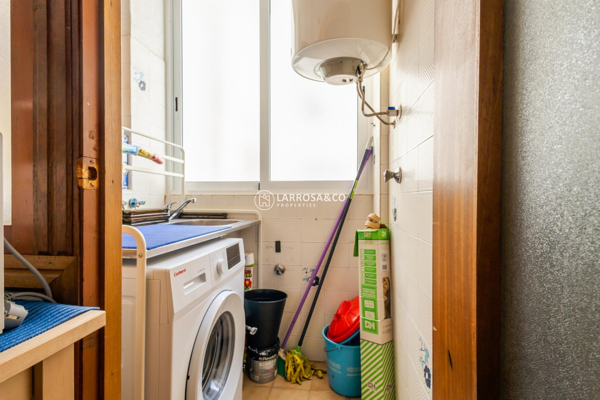 Resale - Apartment - Torrevieja - Playa de los Naufragos