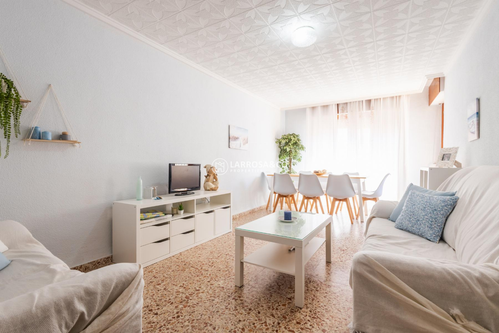Resale - Apartment - Torrevieja - Playa de los Naufragos