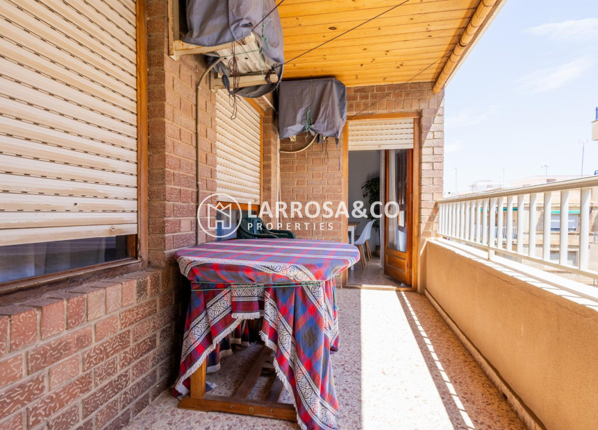 Resale - Apartment - Torrevieja - Playa de los Naufragos