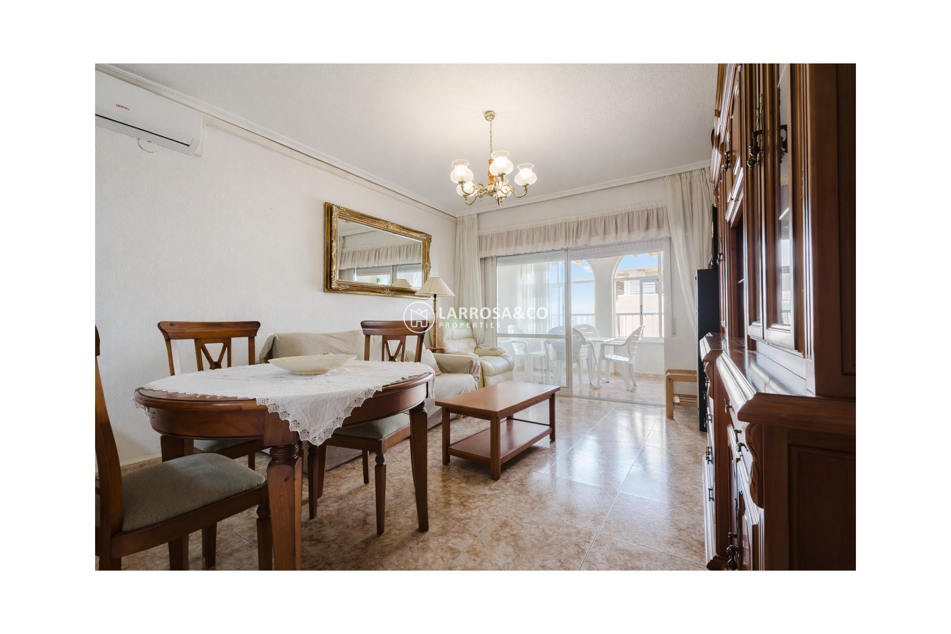 Resale - Apartment - Torrevieja - Playa del Acequión