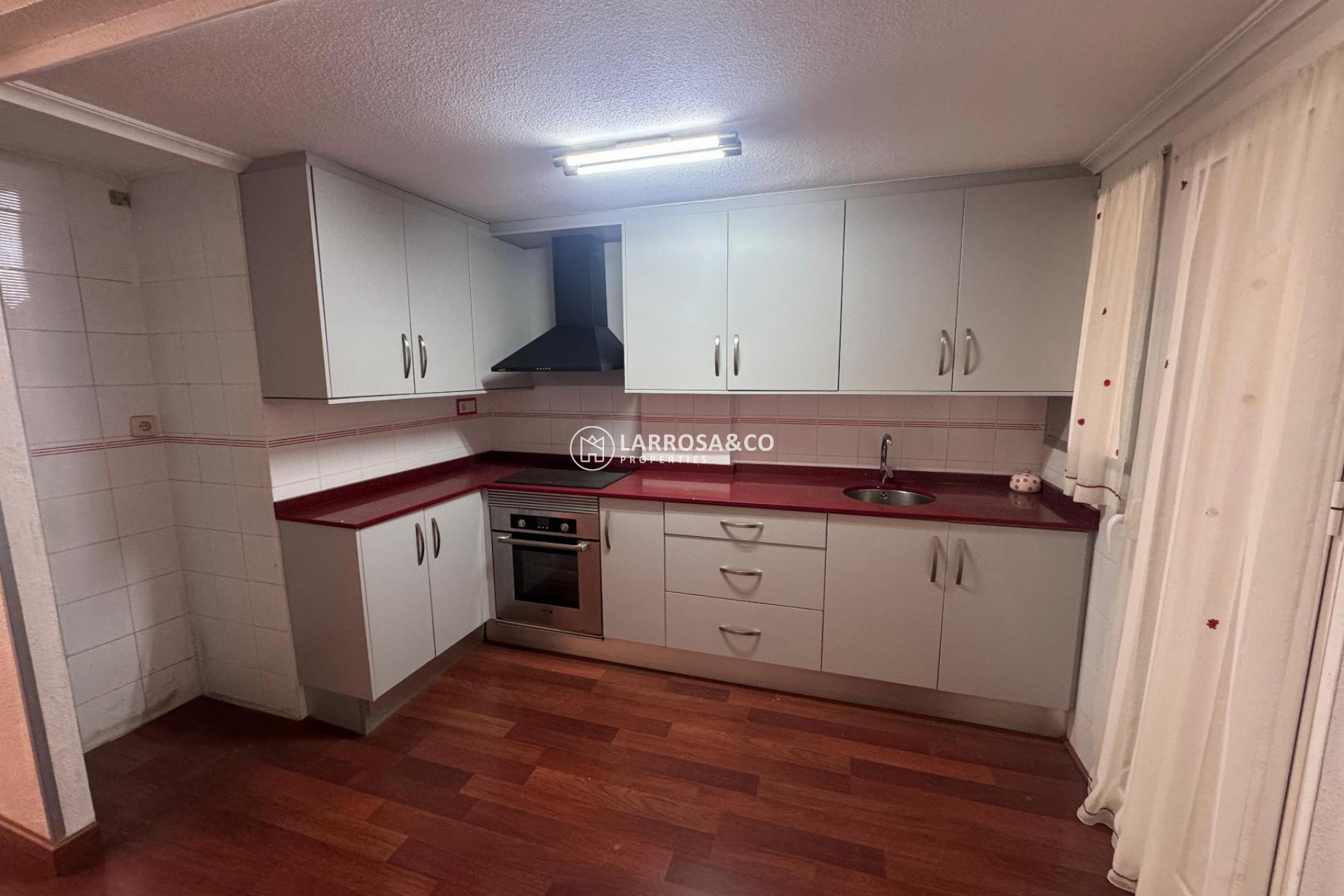 Resale - Apartment - Torrevieja - Playa del Acequión