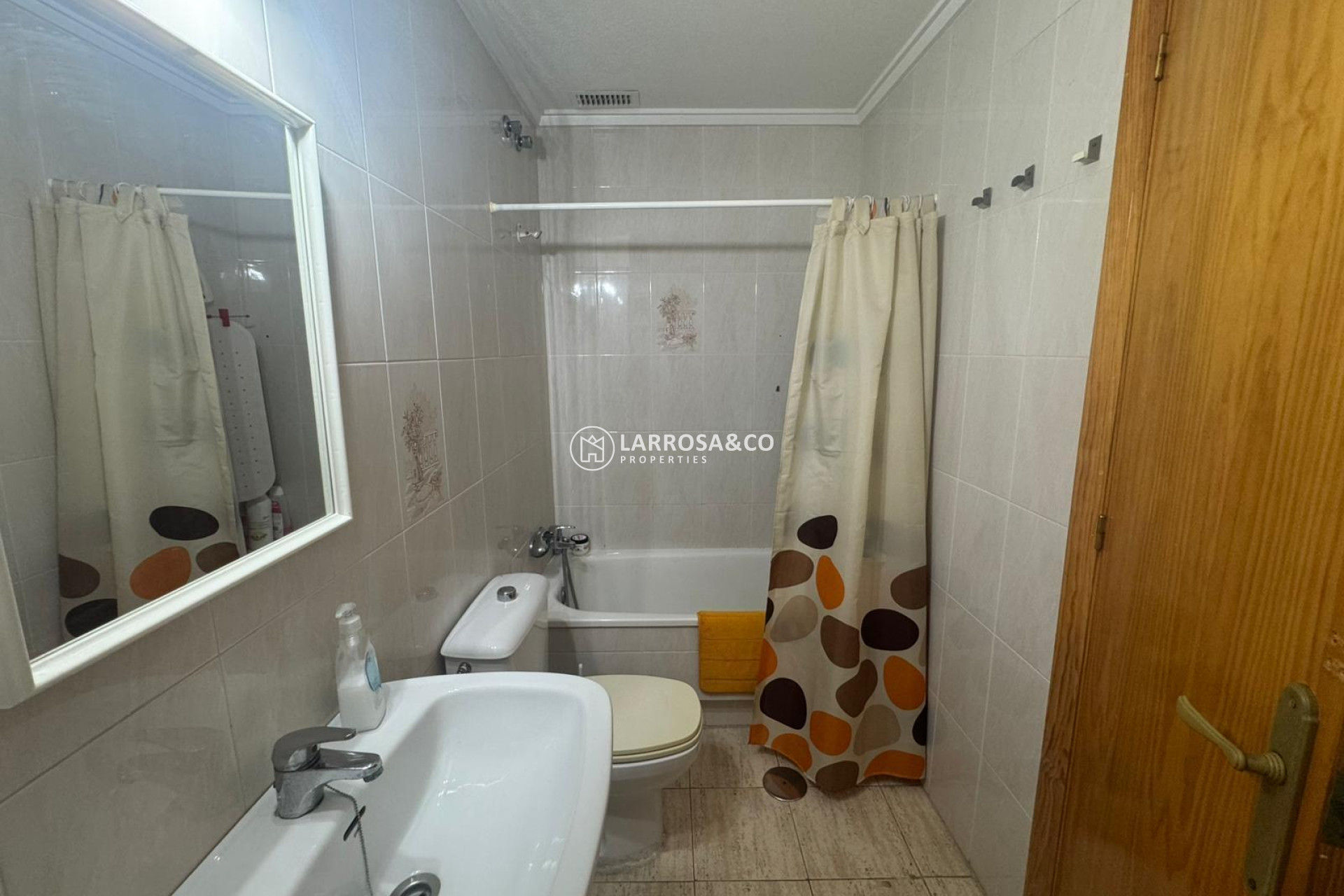 Resale - Apartment - Torrevieja - Playa del Acequión