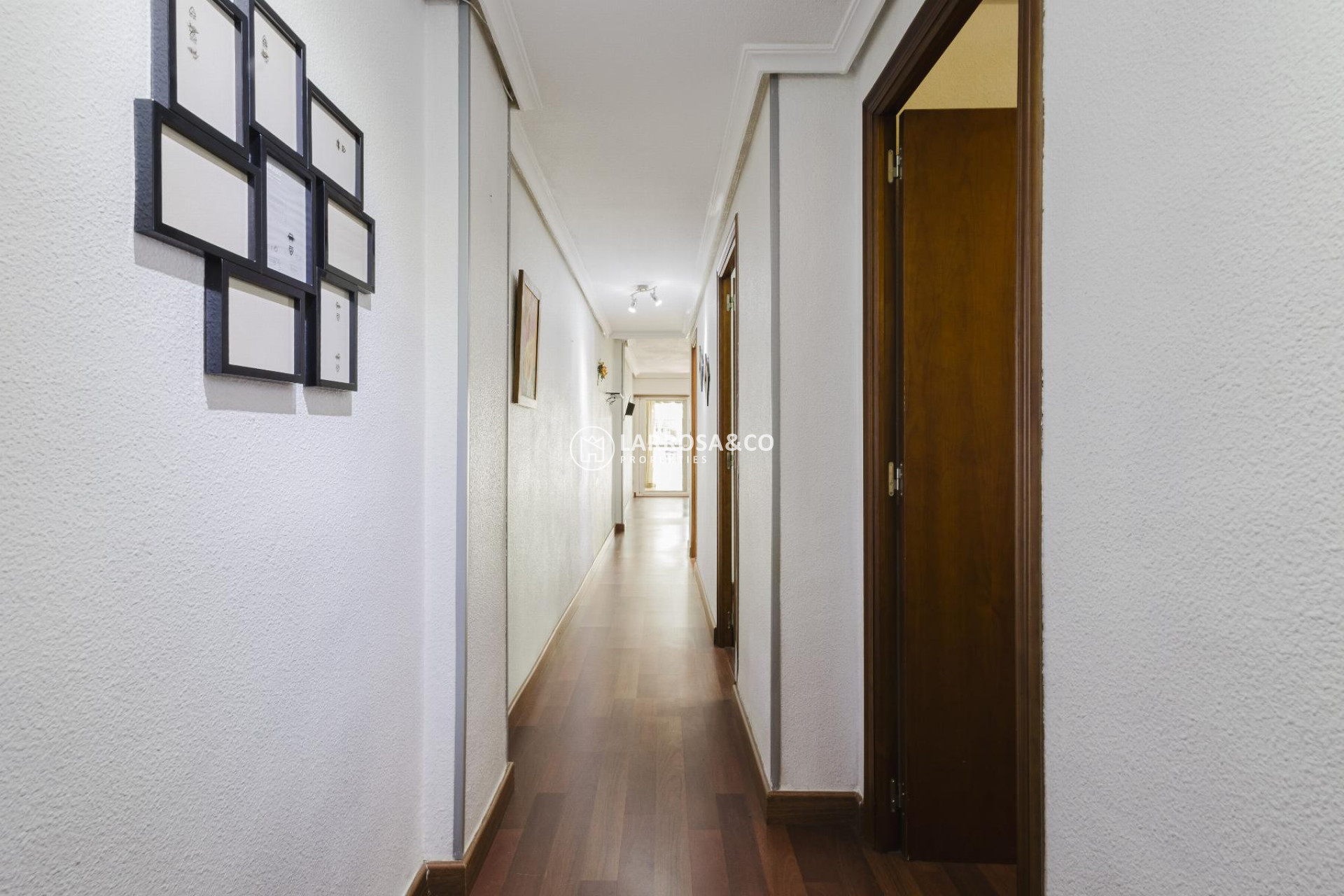 Resale - Apartment - Torrevieja - Playa del Acequión