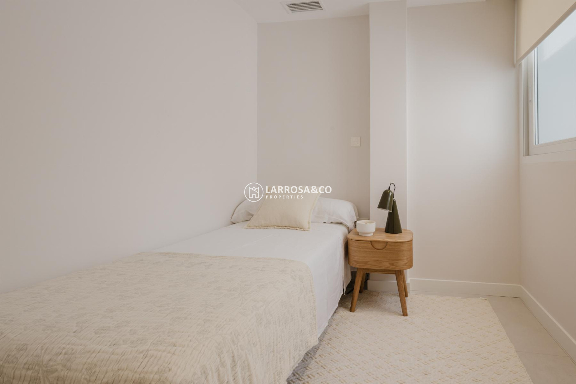 Resale - Apartment - Torrevieja - Playa del Acequión