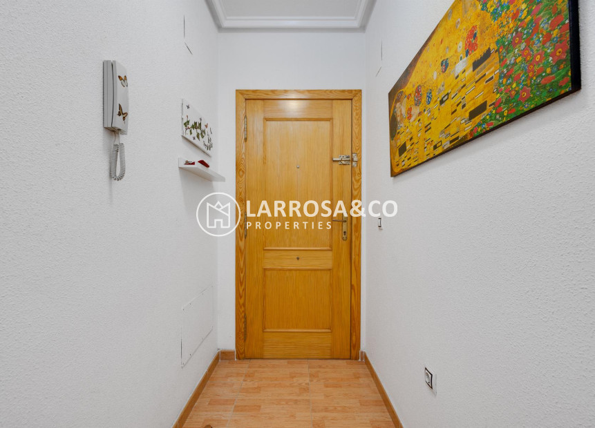 Resale - Apartment - Torrevieja - Playa del Acequión