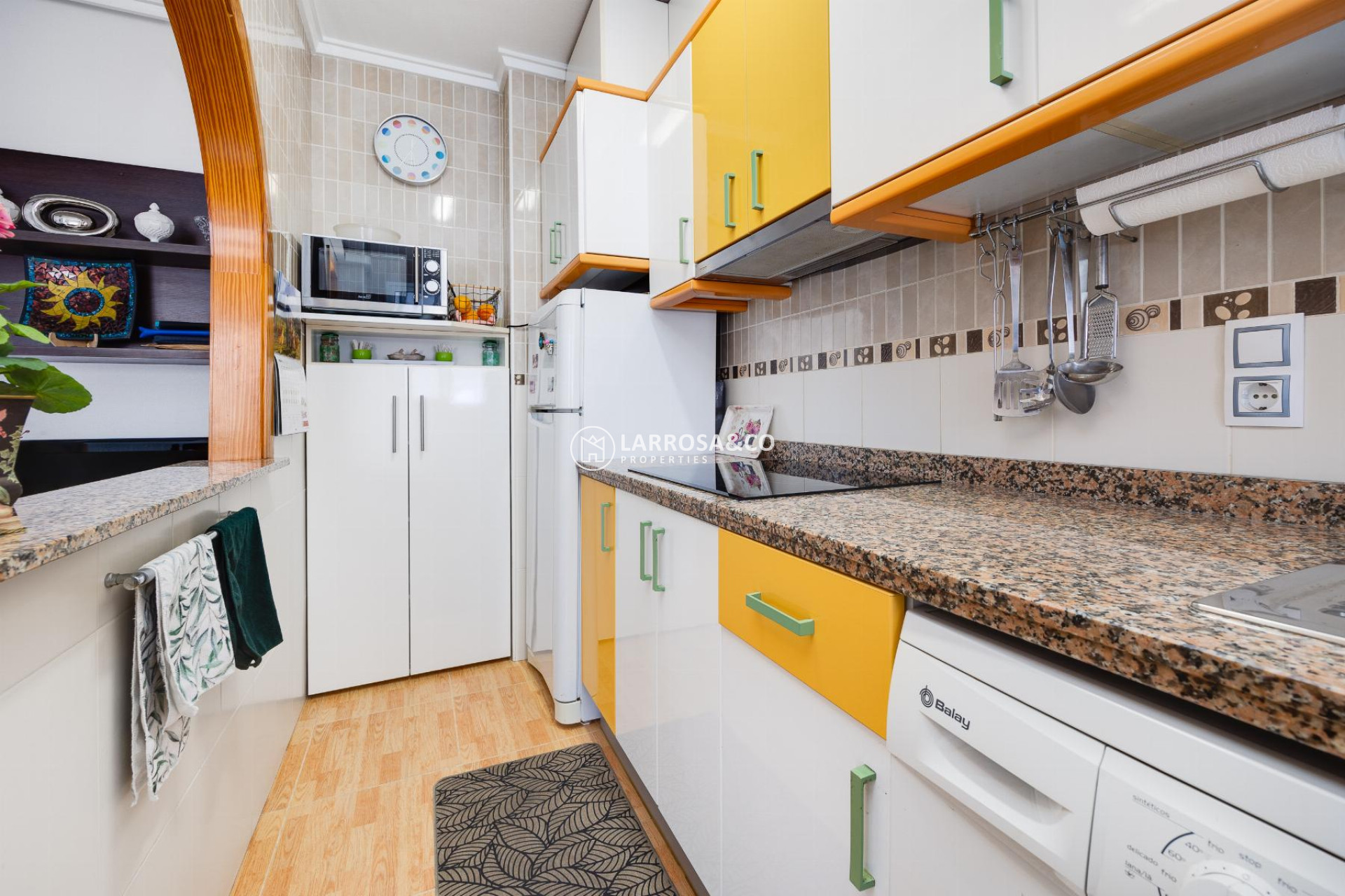 Resale - Apartment - Torrevieja - Playa del Acequión