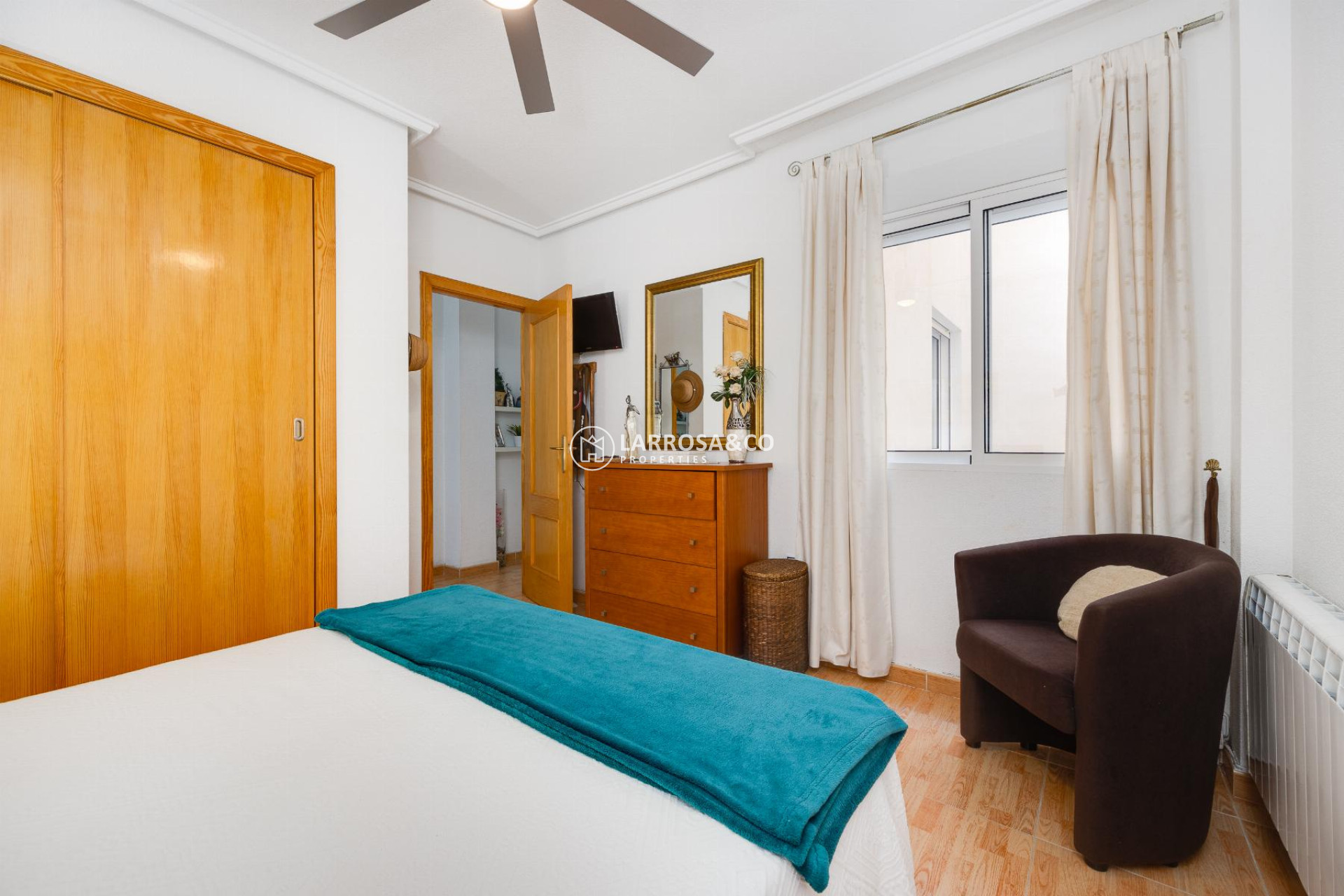 Resale - Apartment - Torrevieja - Playa del Acequión