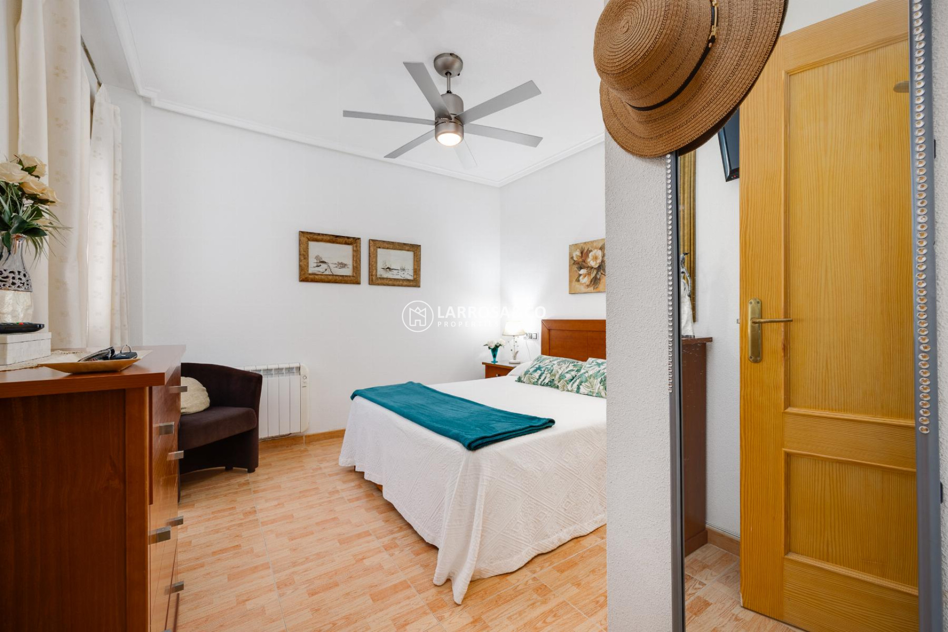 Resale - Apartment - Torrevieja - Playa del Acequión