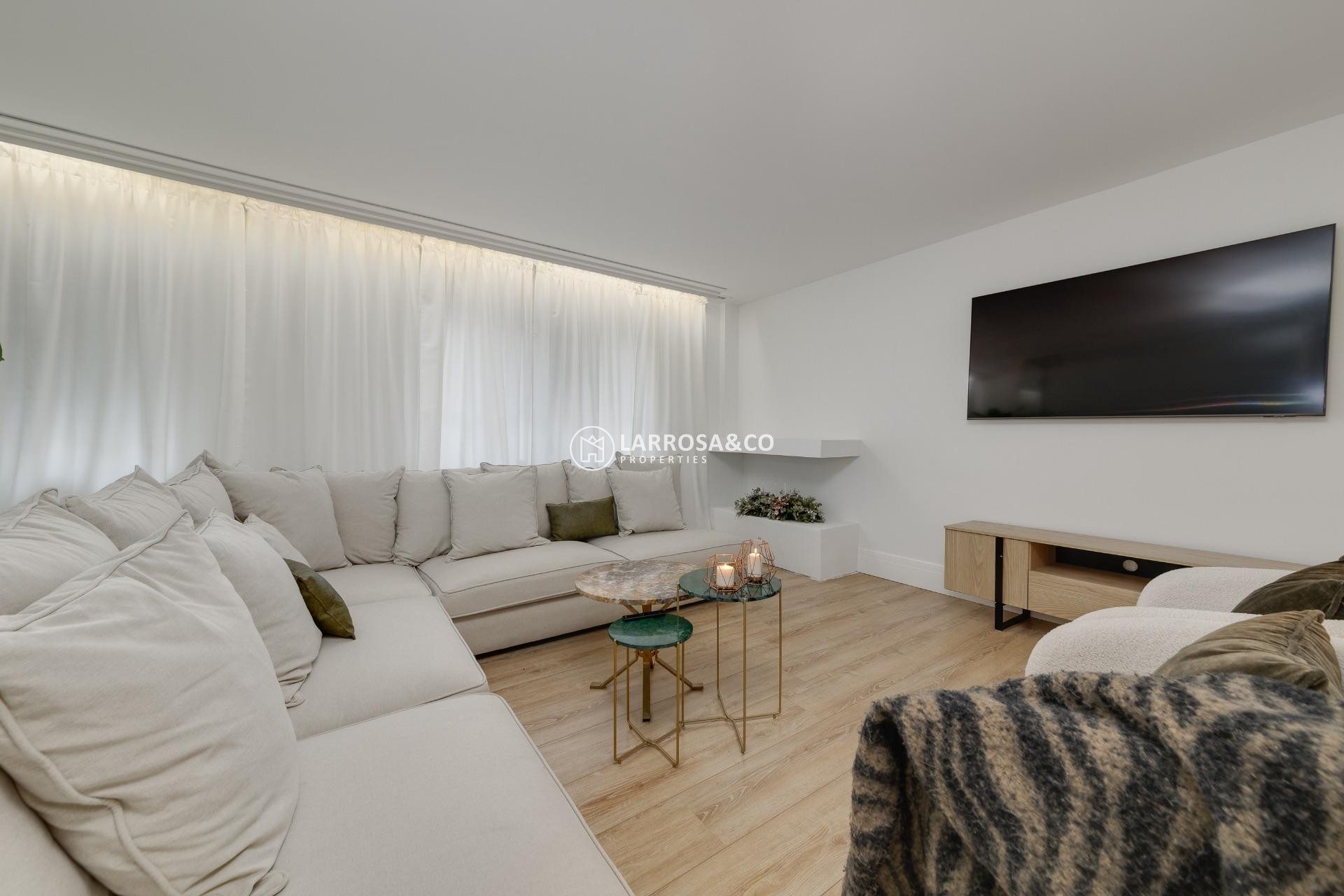 Resale - Apartment - Torrevieja - Playa del cura