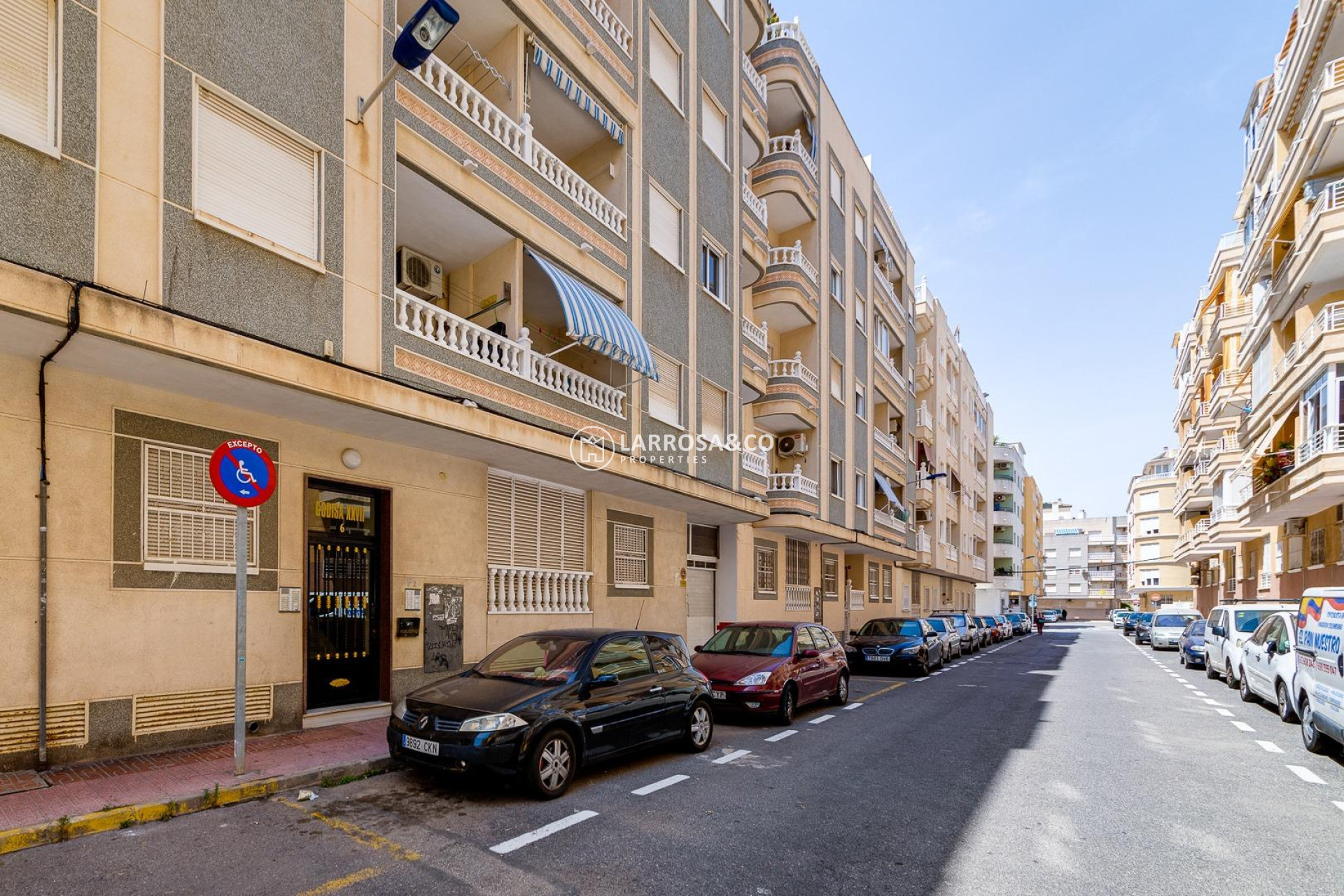 Resale - Apartment - Torrevieja - Playa del cura