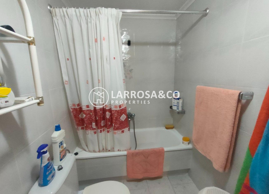 Resale - Apartment - Torrevieja - Playa del cura