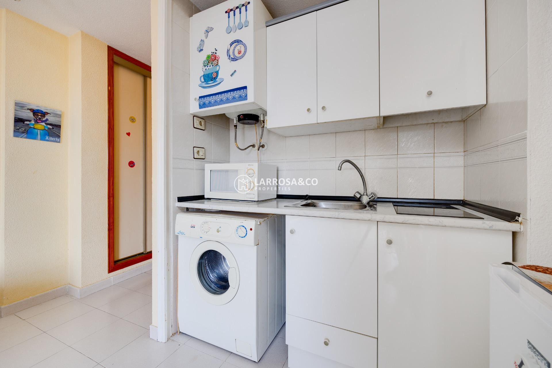 Resale - Apartment - Torrevieja - Playa del cura