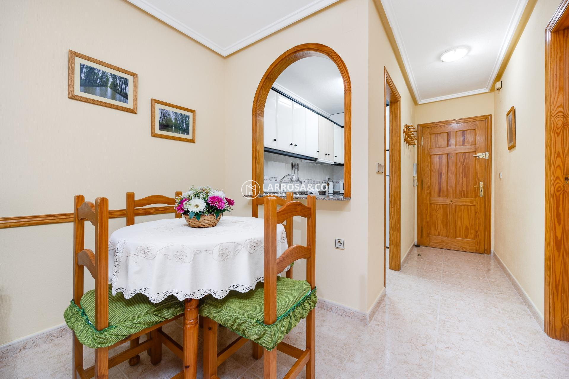 Resale - Apartment - Torrevieja - Playa del cura