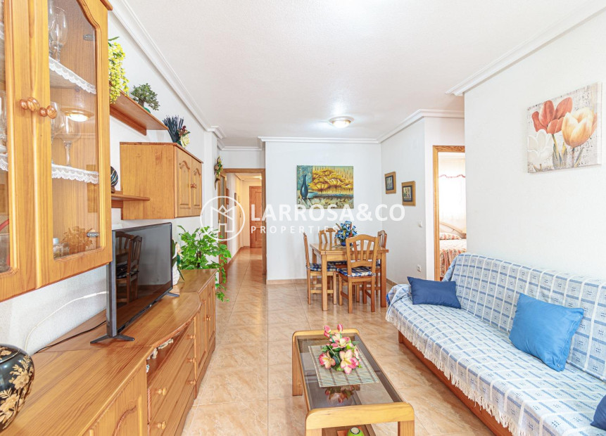 Resale - Apartment - Torrevieja - Playa del cura