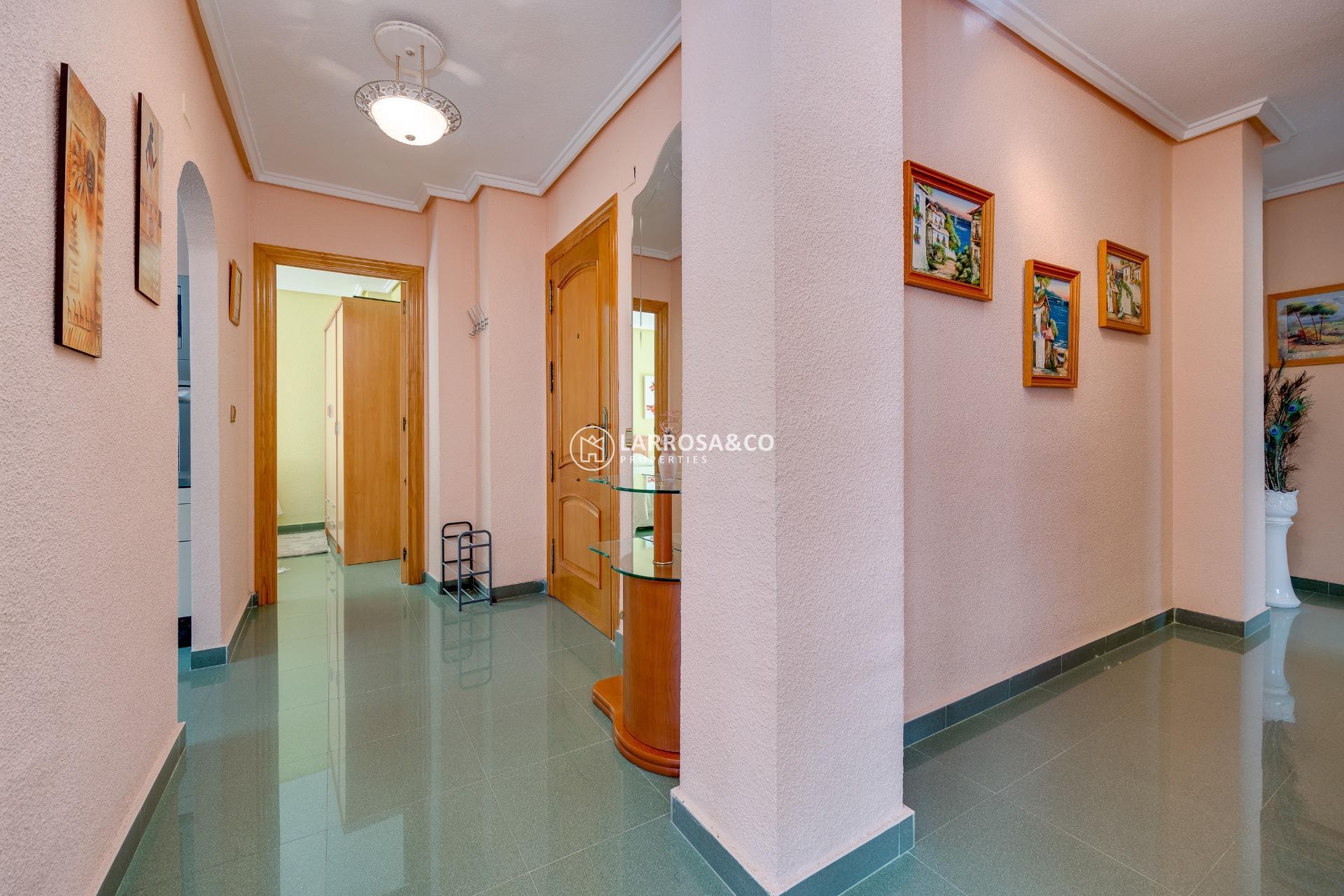 Resale - Apartment - Torrevieja - Playa del cura