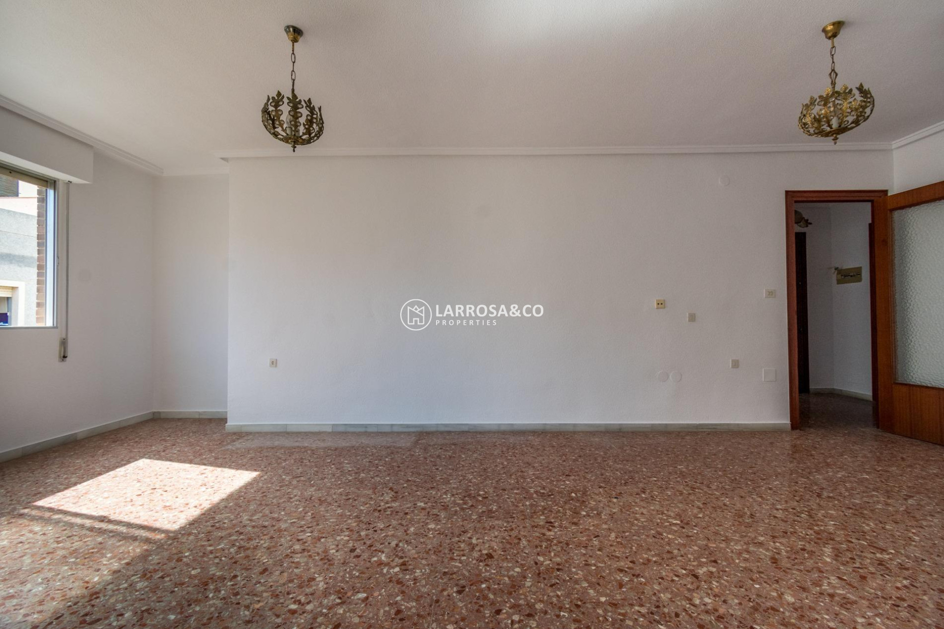 Resale - Apartment - Torrevieja - Playa del cura