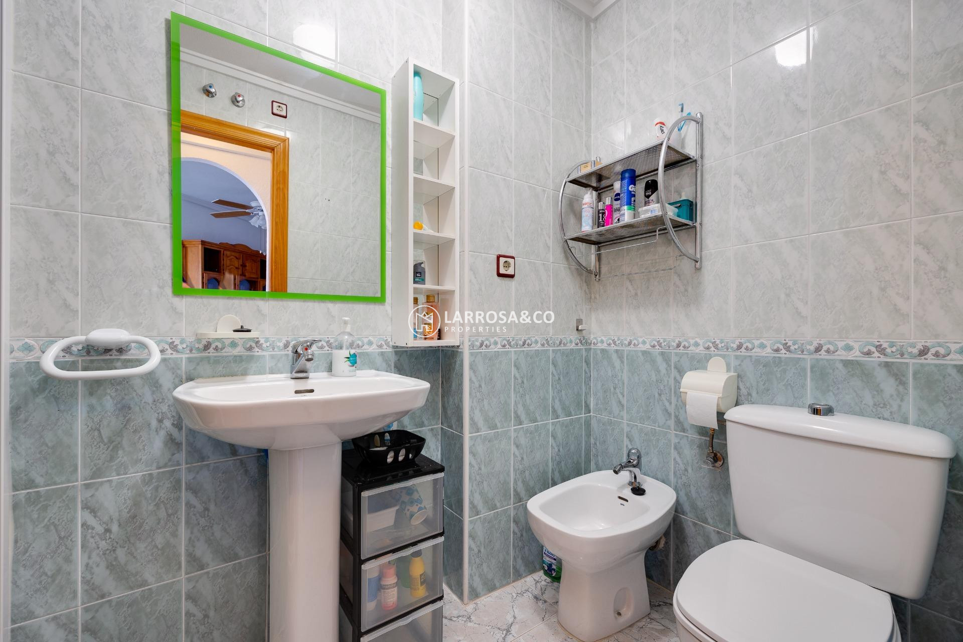 Resale - Apartment - Torrevieja - Playa del cura