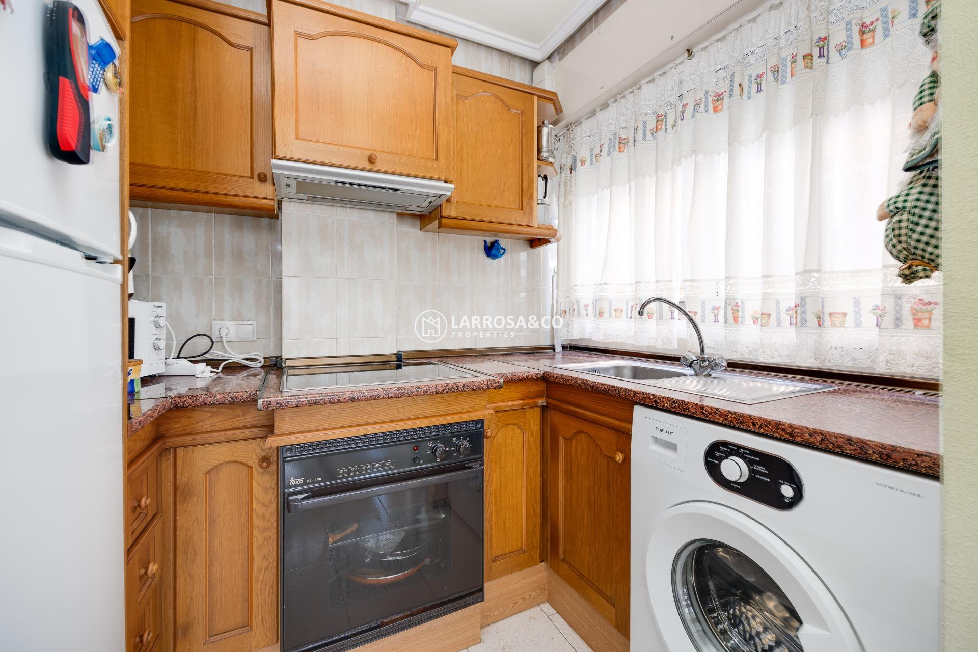 Resale - Apartment - Torrevieja - Playa del cura