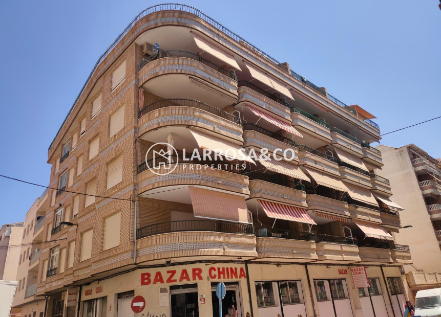 Resale - Apartment - Torrevieja - Playa del cura