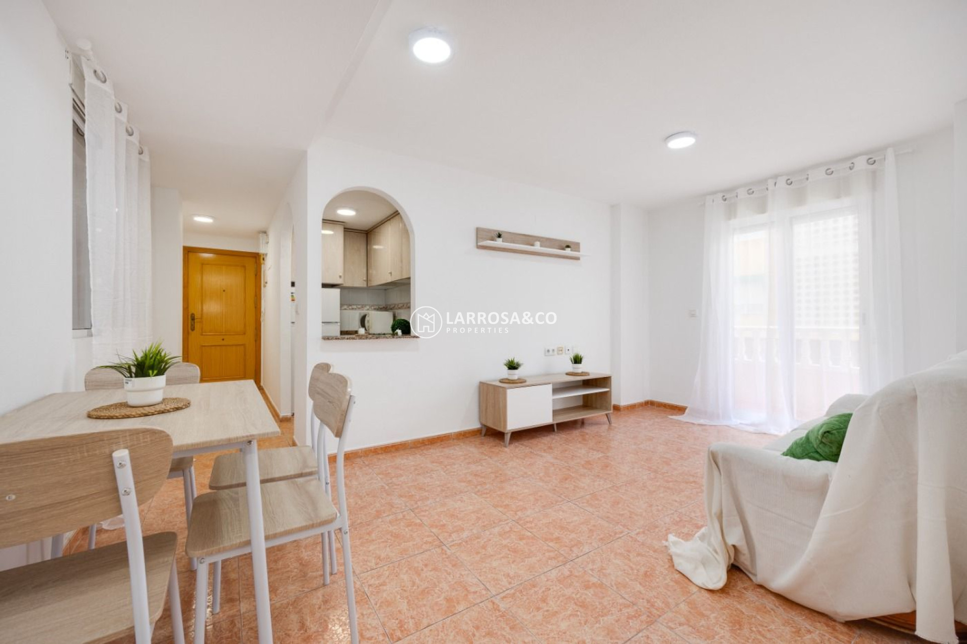 Resale - Apartment - Torrevieja - Playa del cura